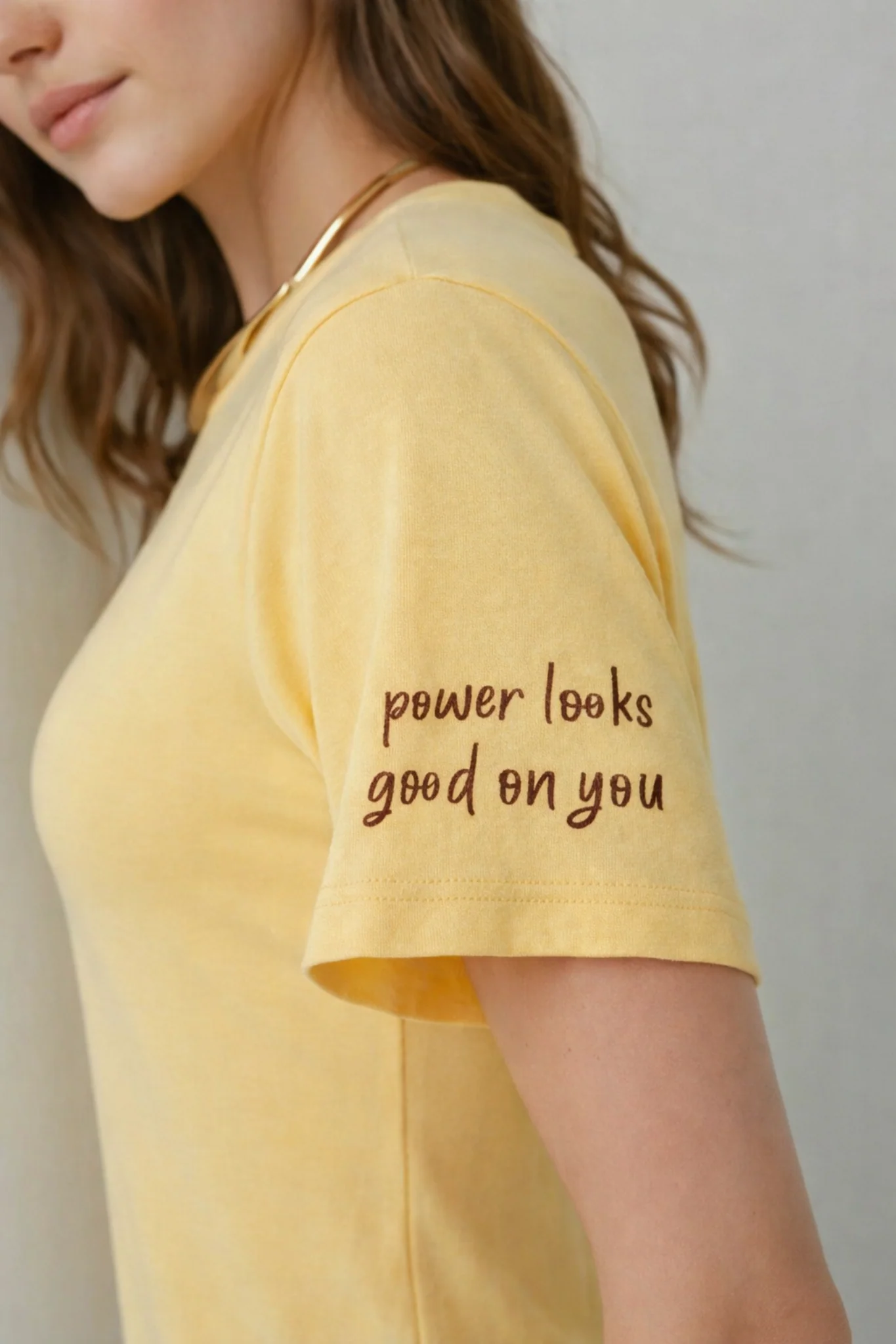 Vestido Comprido com Colar Amarelo - SAHOCO  2