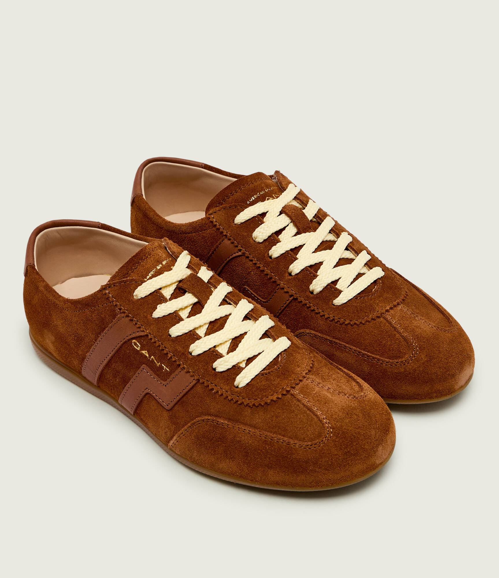 Ténis SPERLY em Camurça Camel - Gant 2