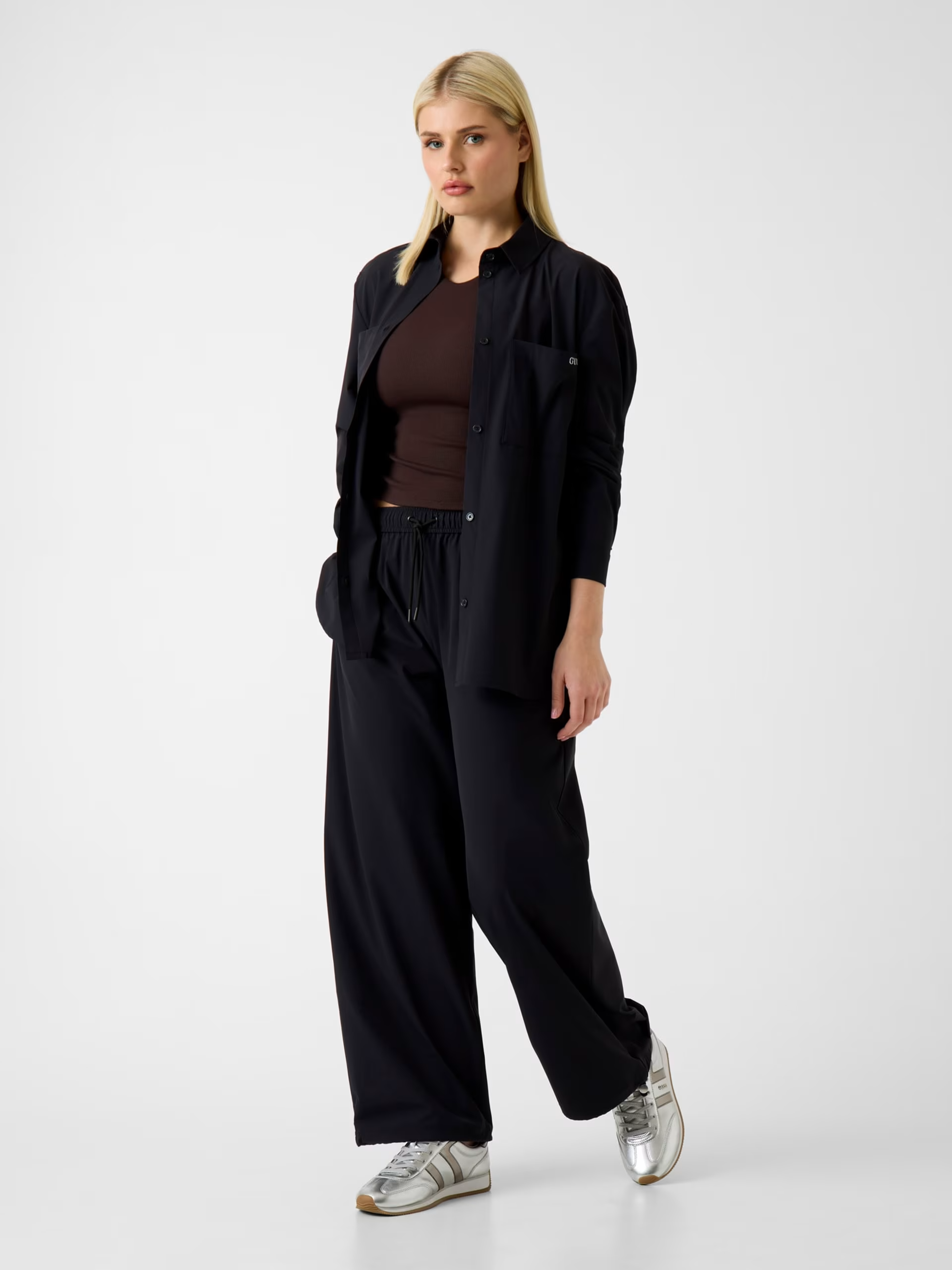 Camiseiro NAT Preto - Guess 2