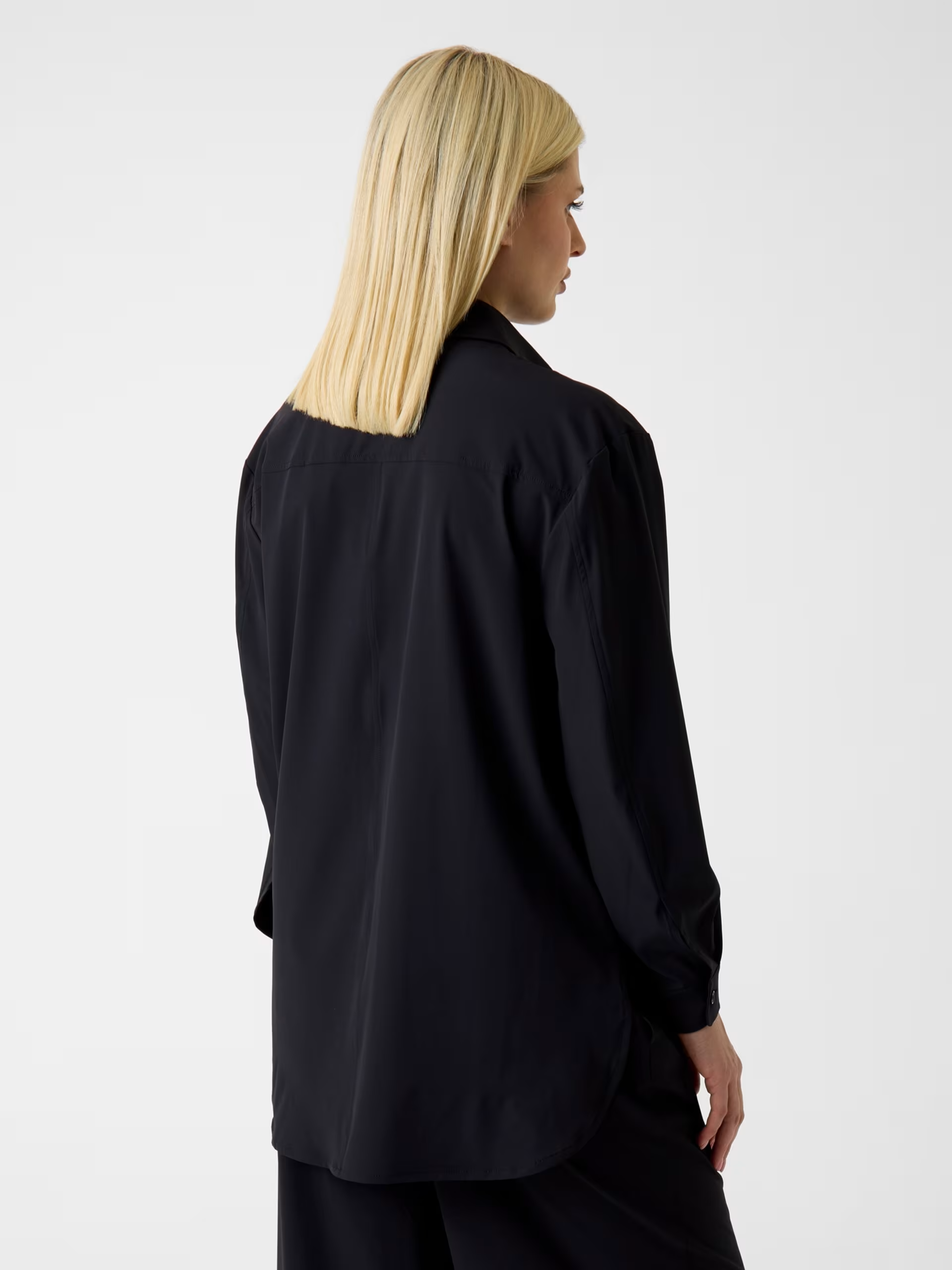 Camiseiro NAT Preto - Guess 3