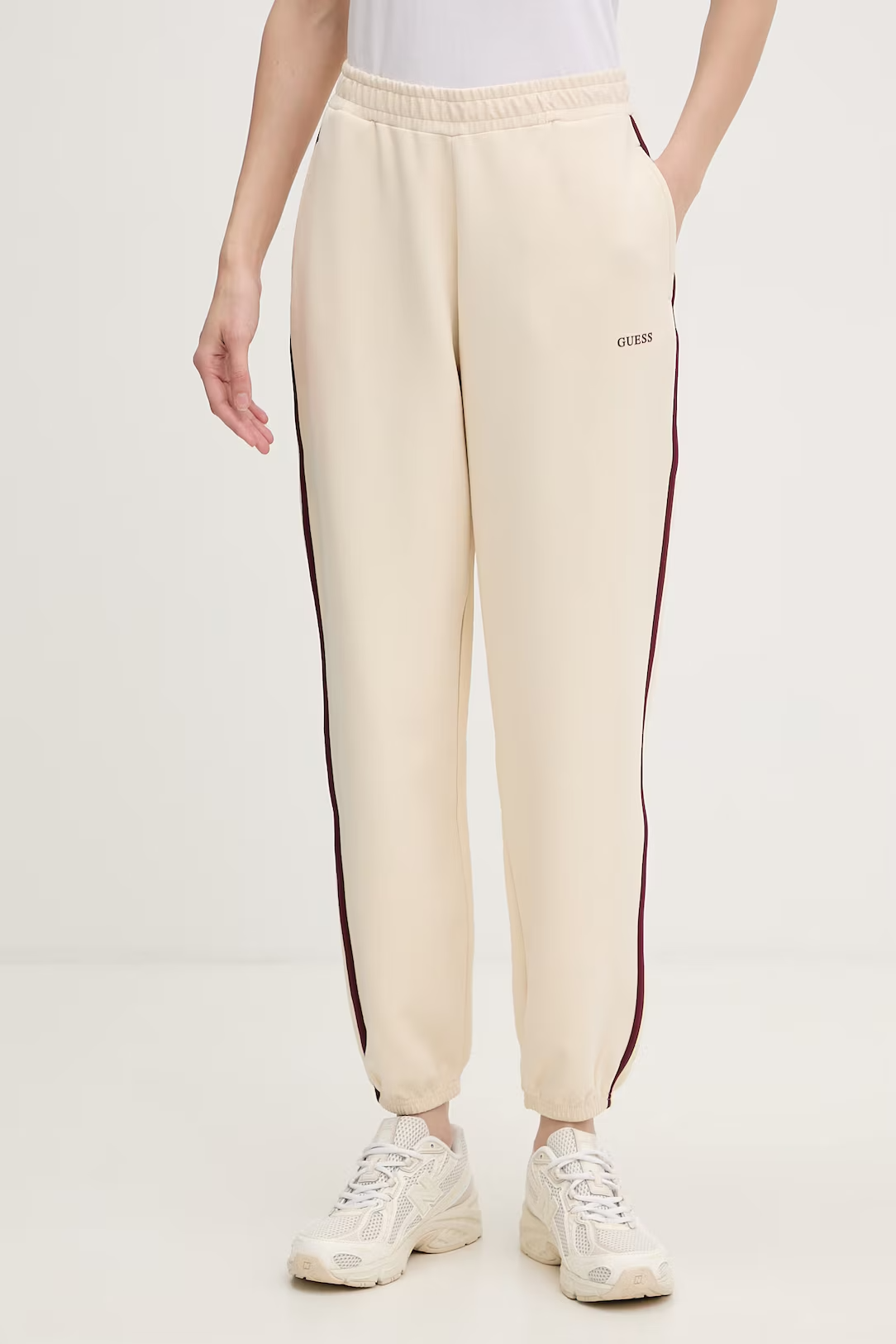 Calças Jogger JASMINE Creme e Bordeaux - Guess  1