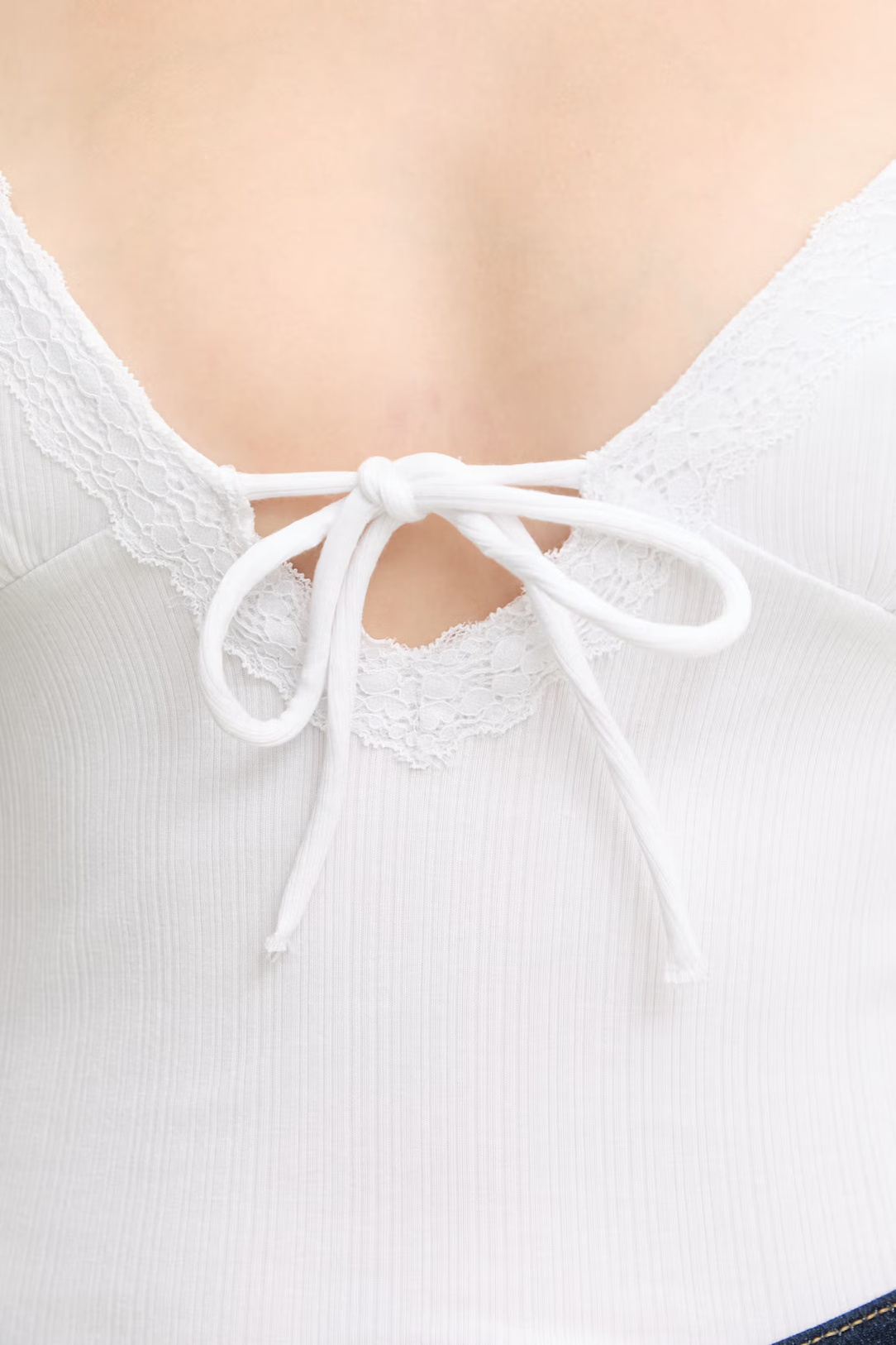 Top de Alças com Renda Branco - Guess Jeans 3