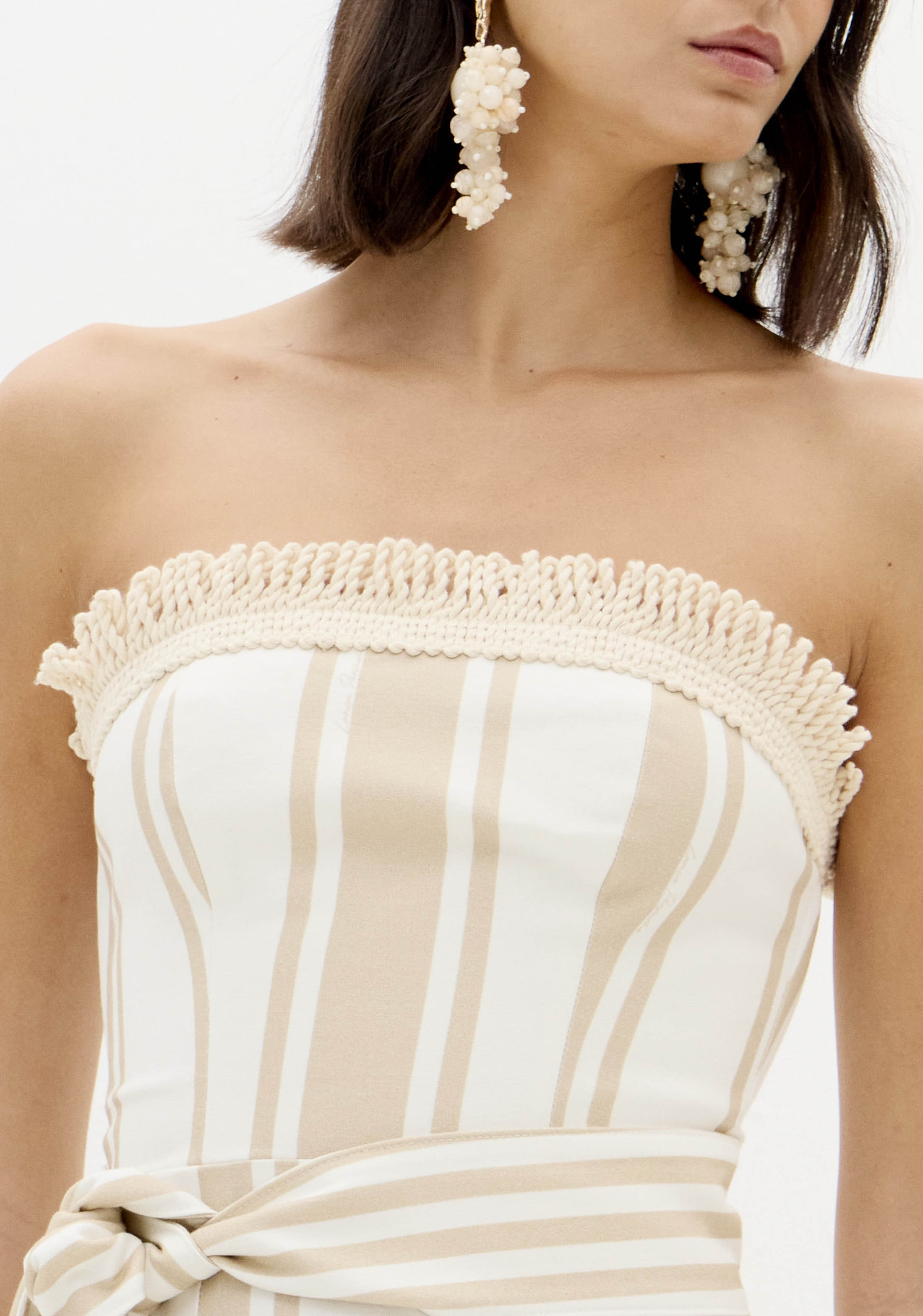 Vestido Comrpido Riscas Bege e Branco - Lança Perfume  5