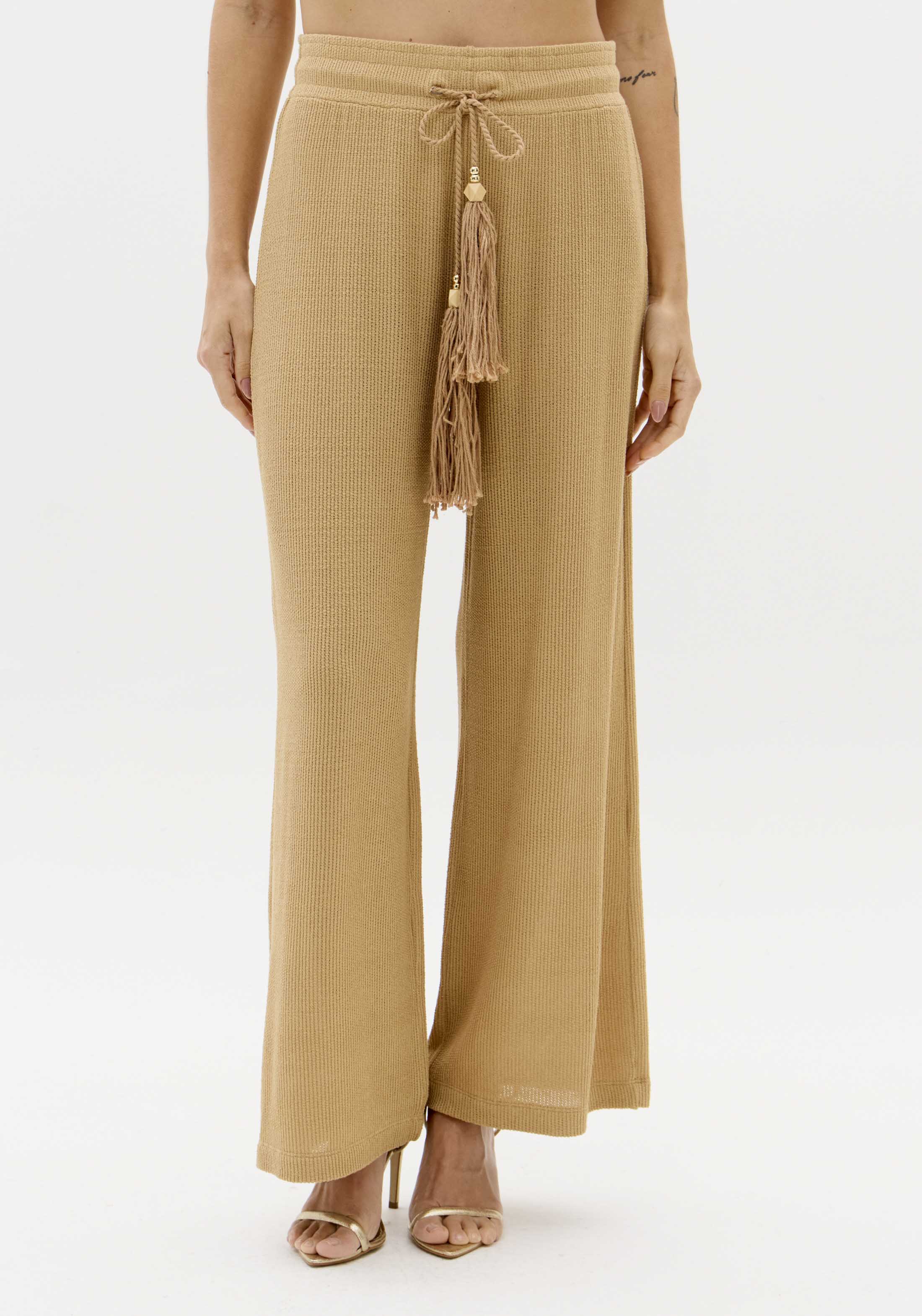 Calças Largas CROASSAINT Bege - Lança Perfume 1