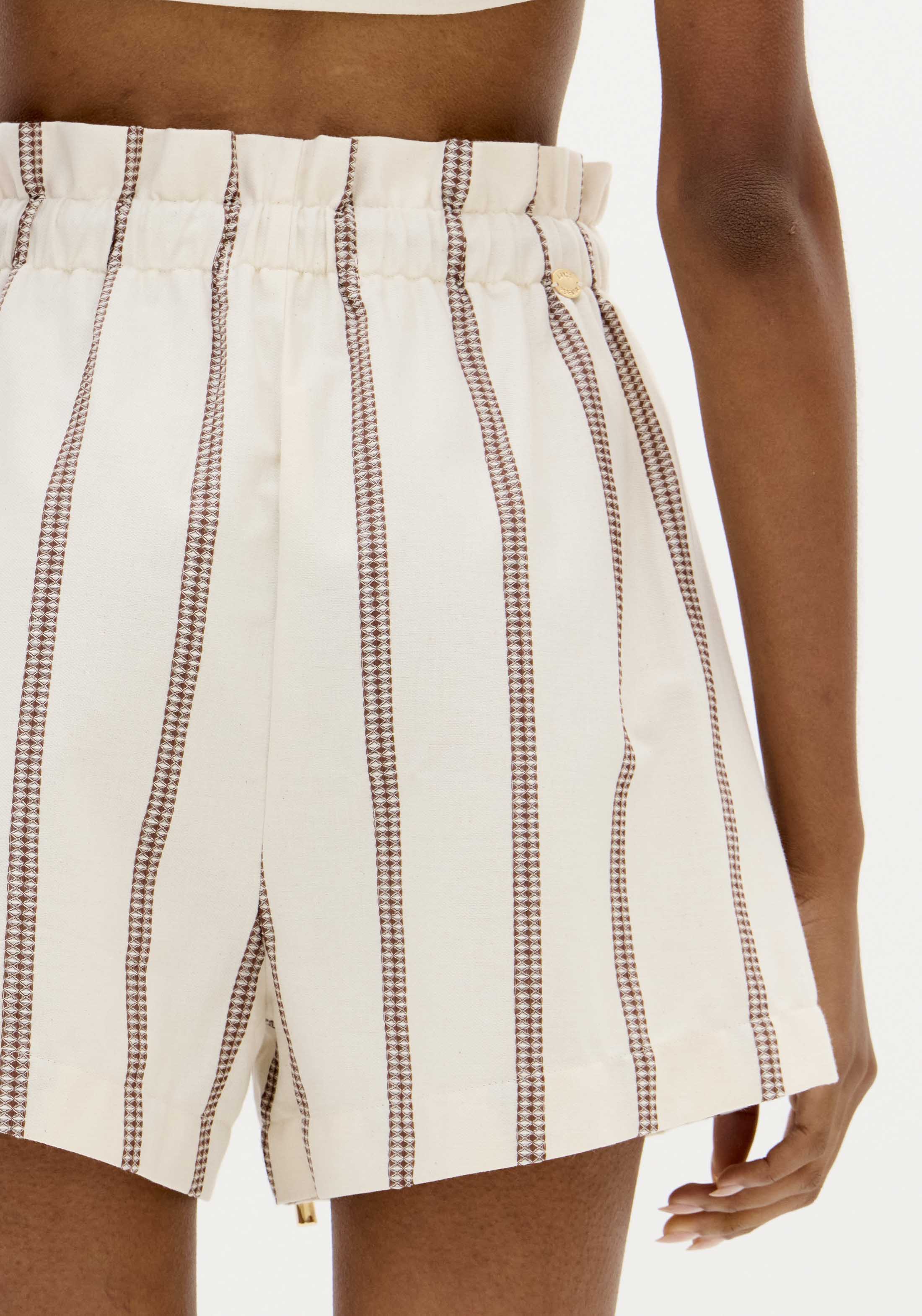 Calções Branco e Riscas Castanho - Lança Perfume 3