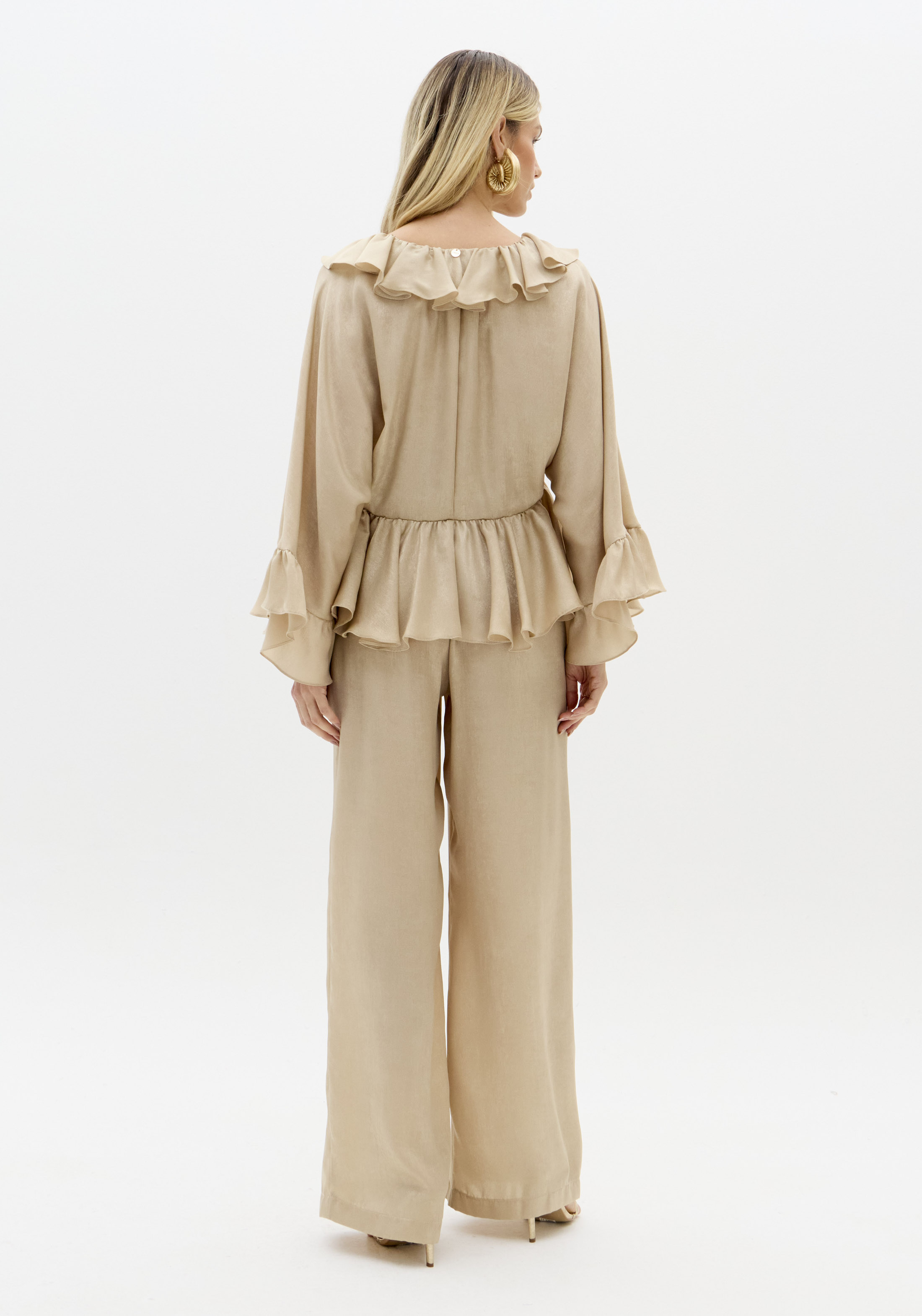 Calças Largas Douradas - Lança Perfume 5