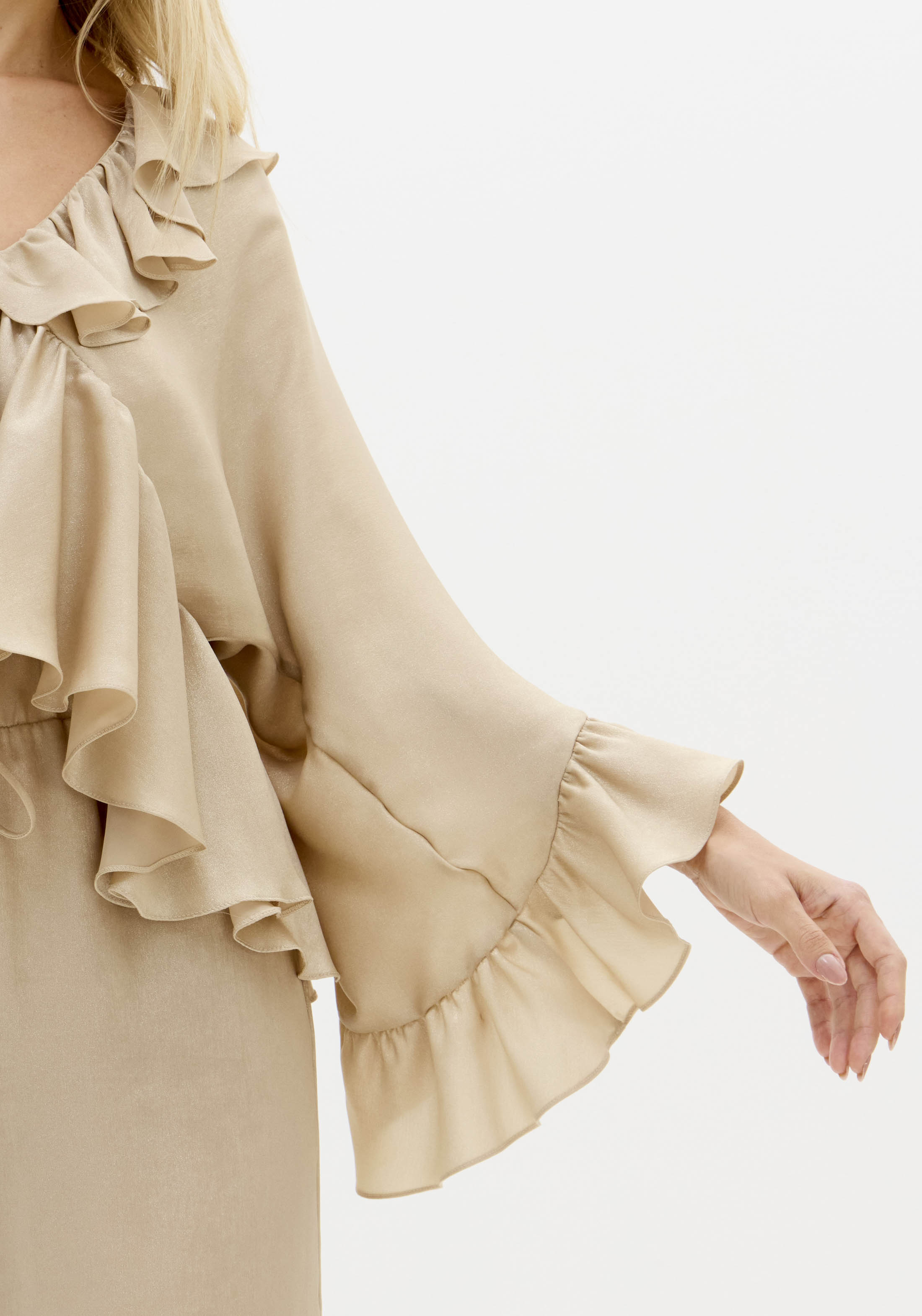 Blusa com Manga Dourado - Lança Perfume 5