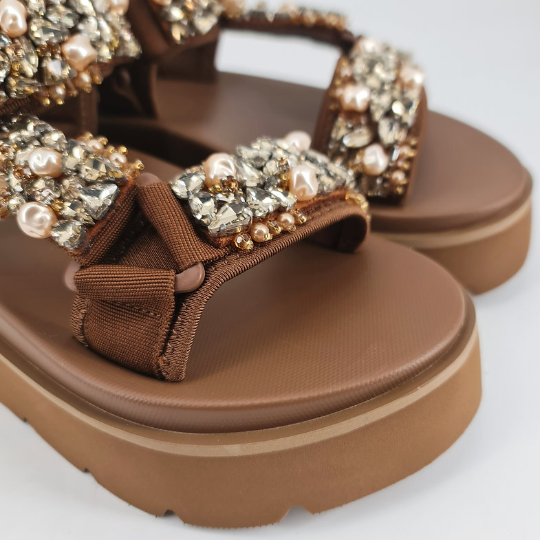 Sandália com Strass EKS-03H Castanho - NAN-KU  2