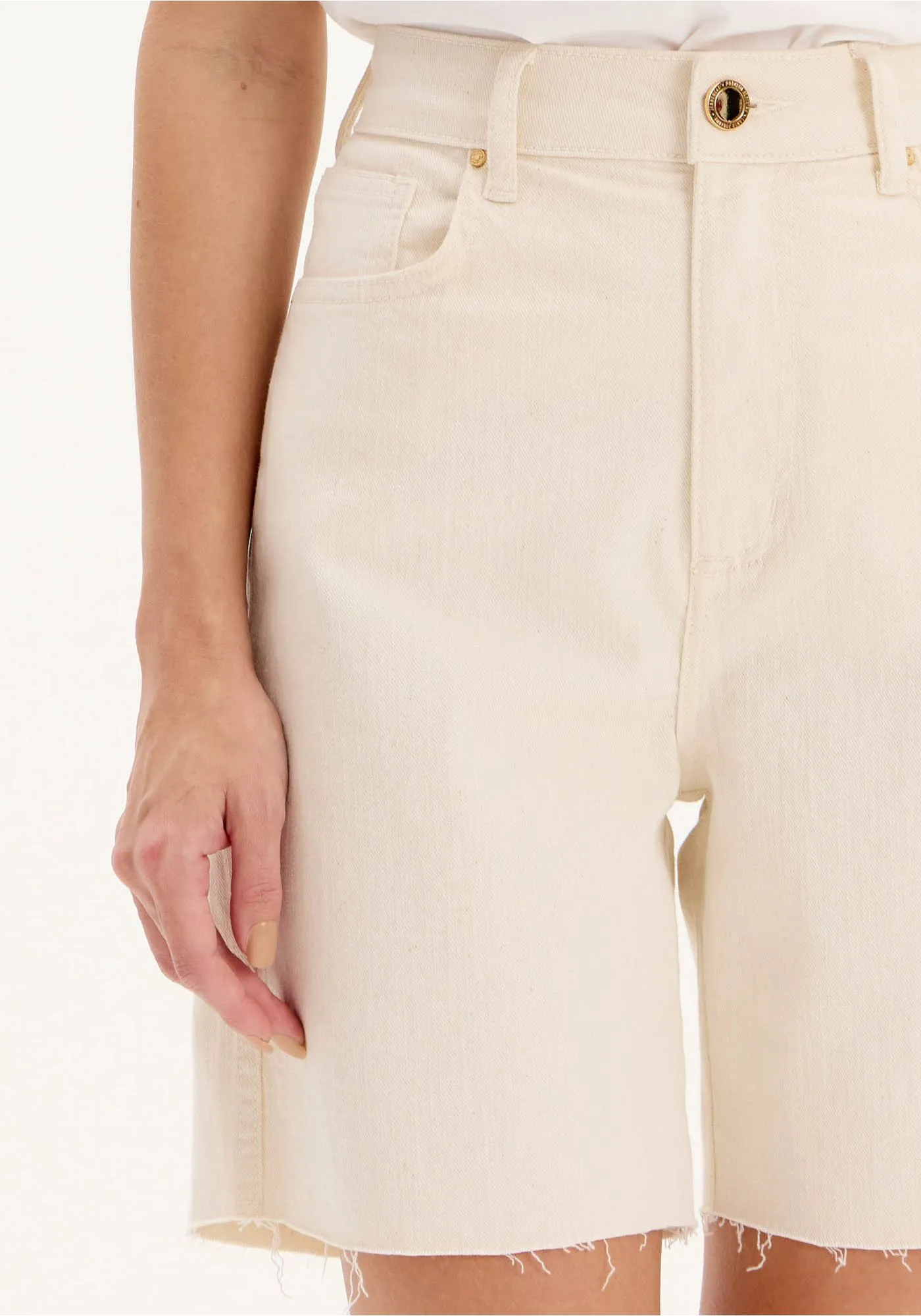 Calções Compridos Bege - Lança Perfume 3