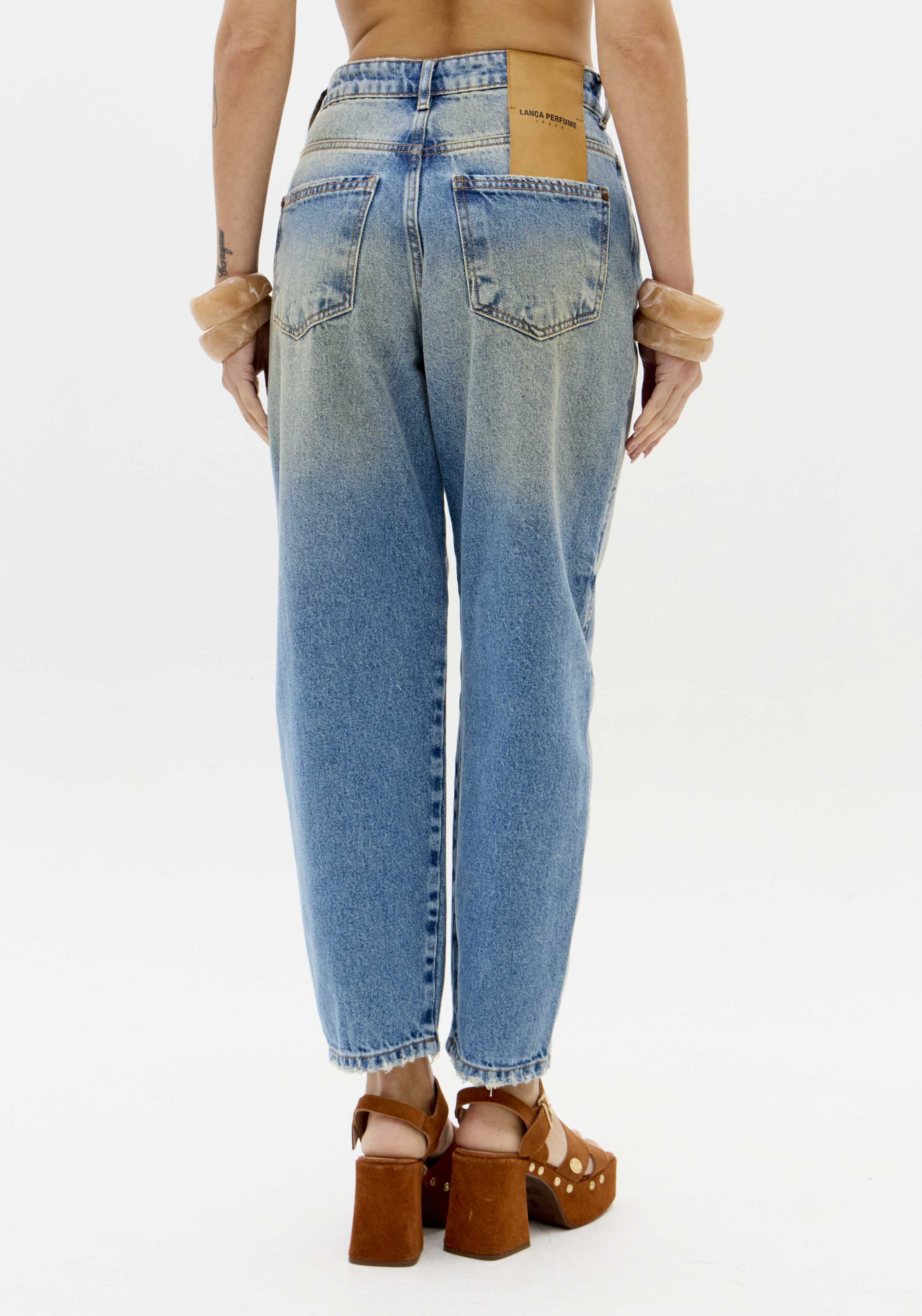 Calças em Ganga com Lavagem - Lança Perfume  5