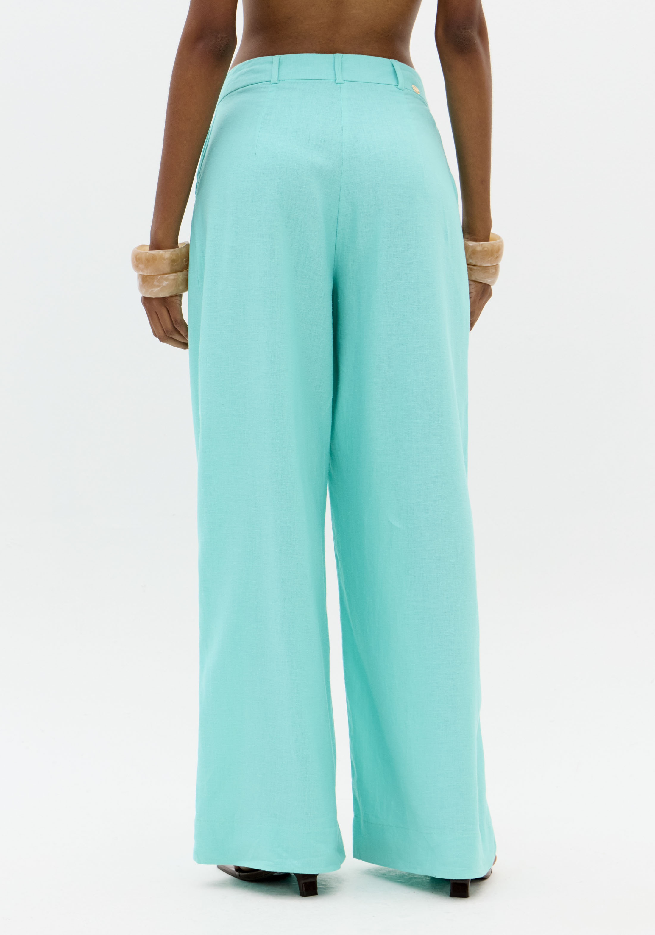 Calças Largas em Linho Turquesa - Lança Perfume 2