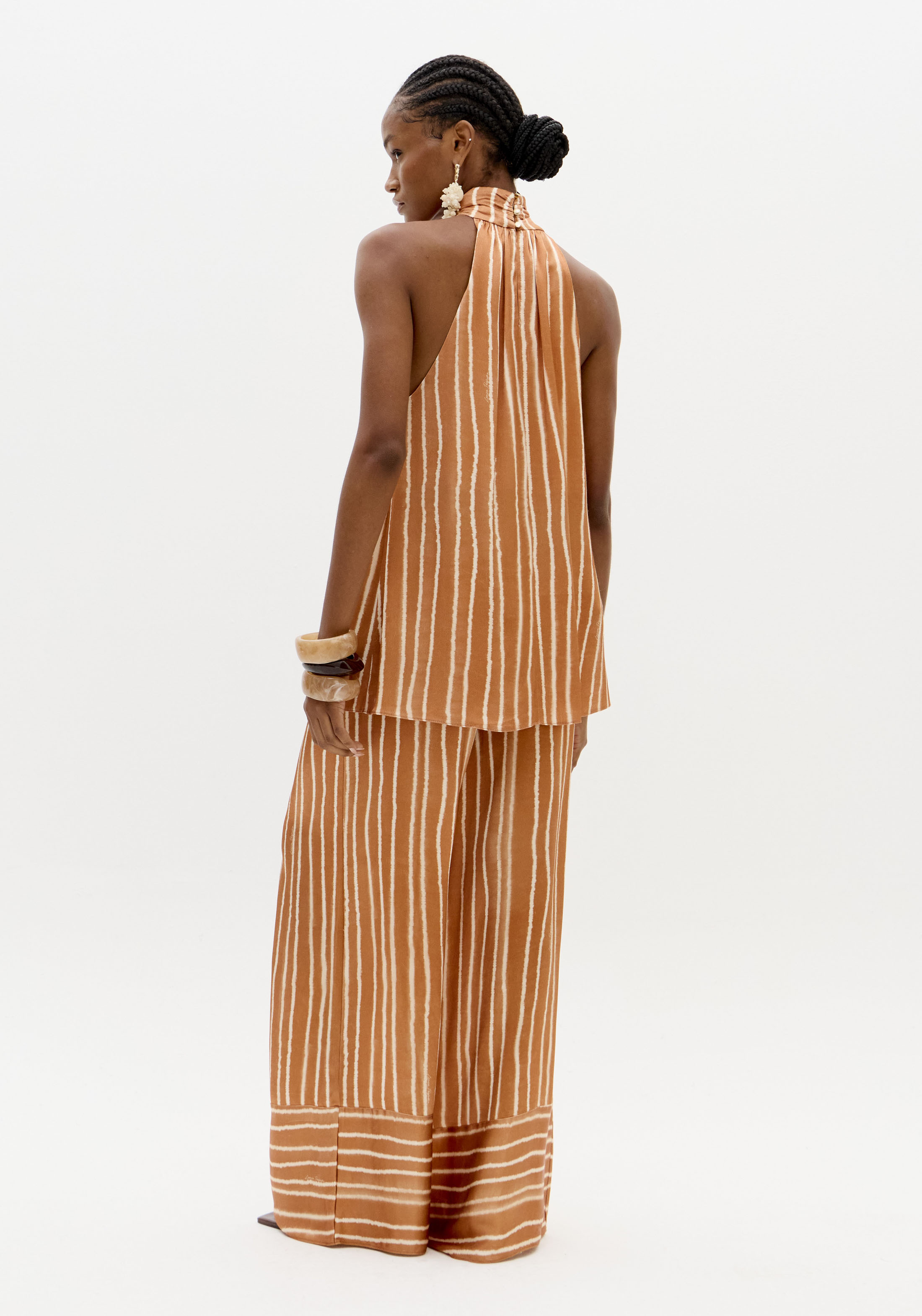 Calças Largas com Riscas Laranja - Lança Perfume 4