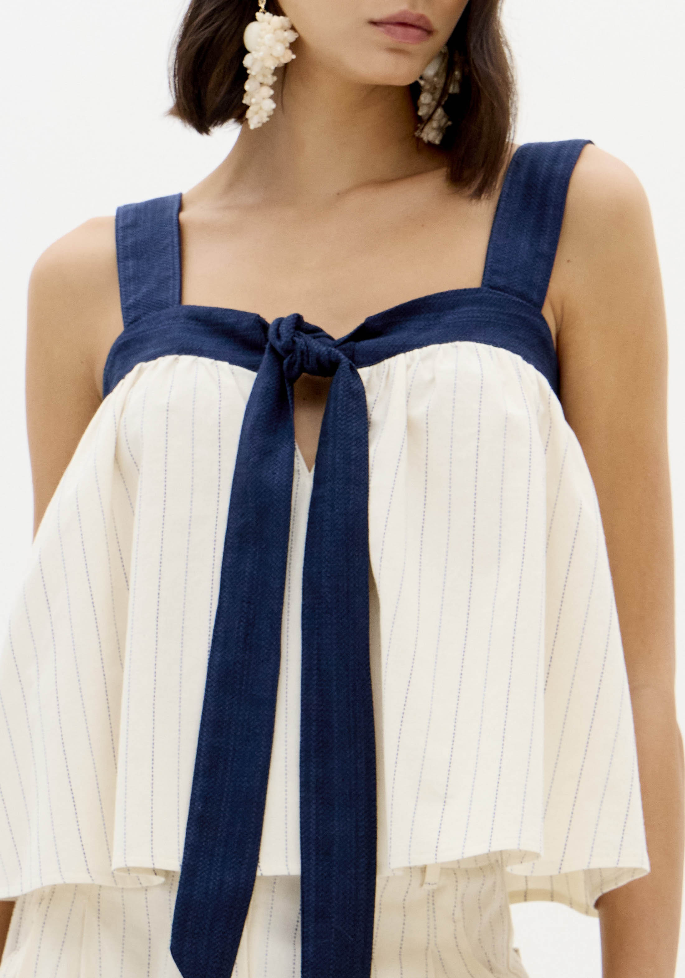 Top de Alças Bege e Risca Azul - Lança Perfume 4
