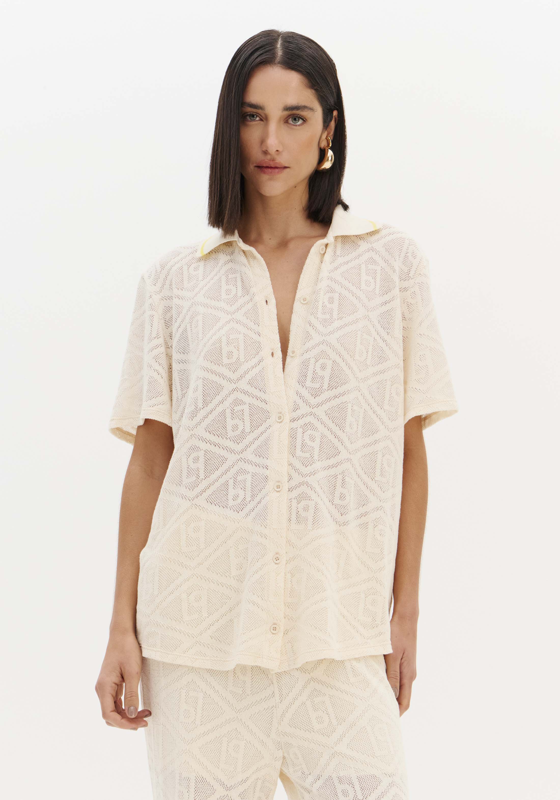 Camisa em Rede Bege - Lança Perfume 1