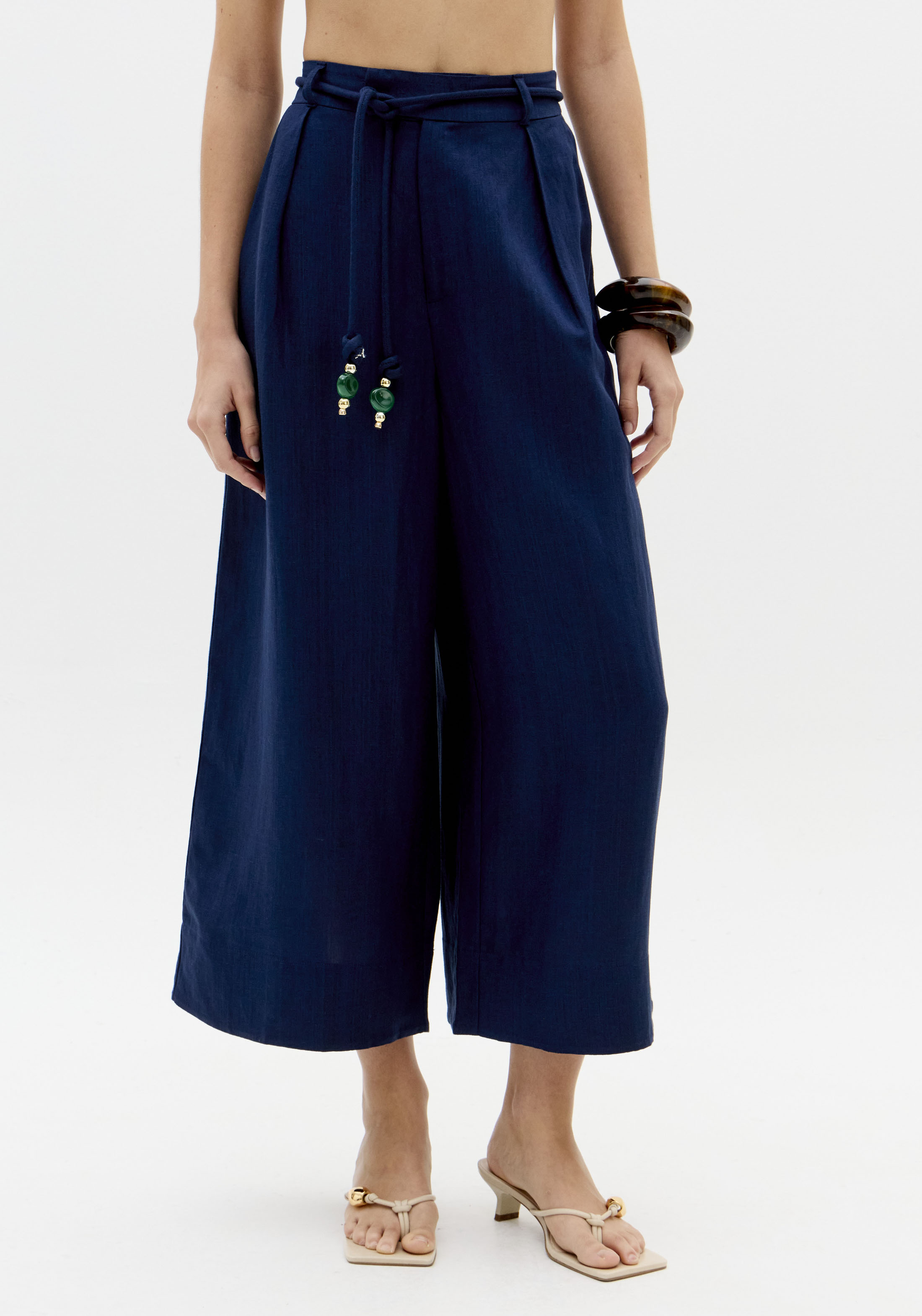 Calças em Linho Azul Escuro - Lança Perfume  1