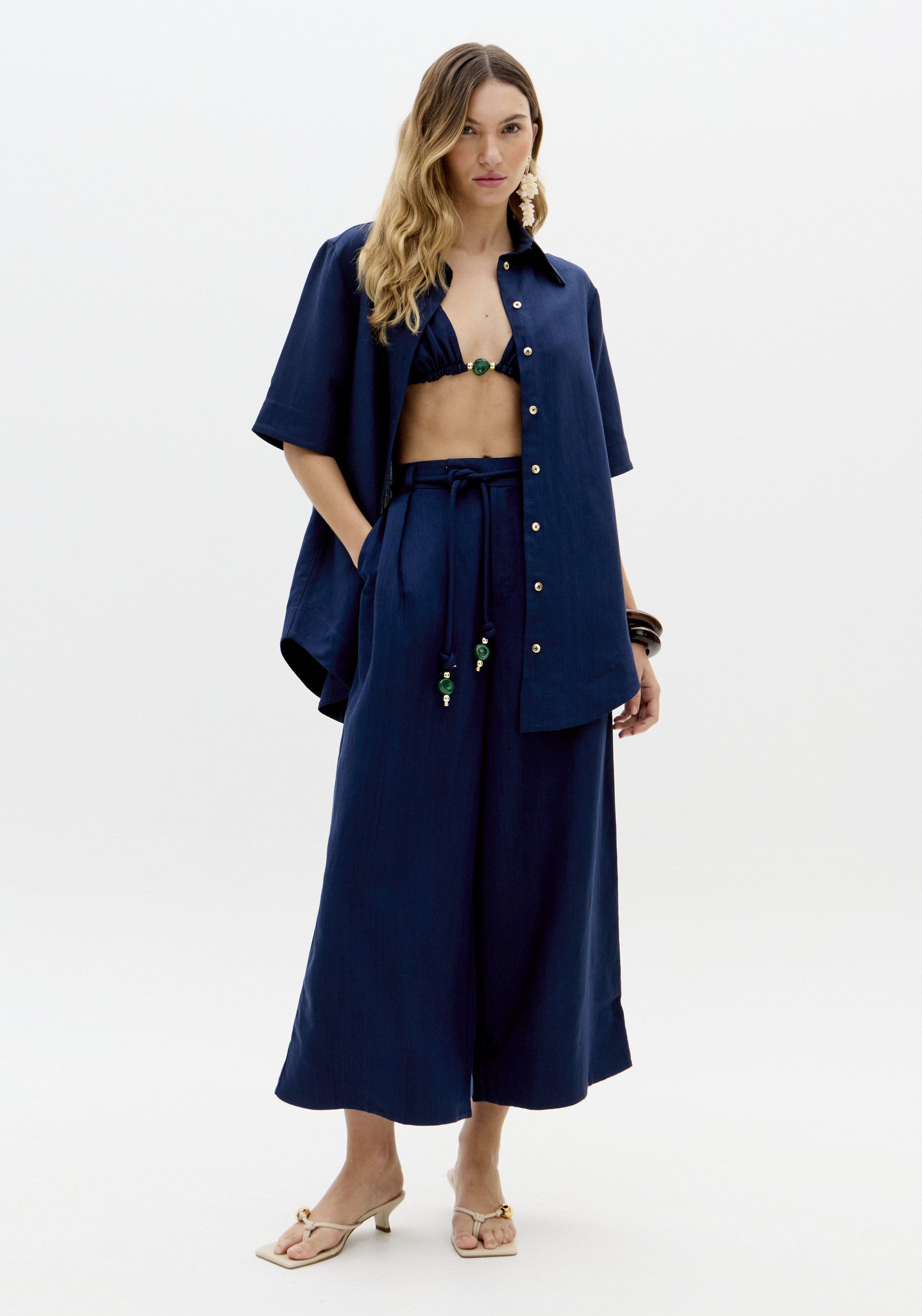 Camisa em Linho Azul Escuro - Lança Perfume 2