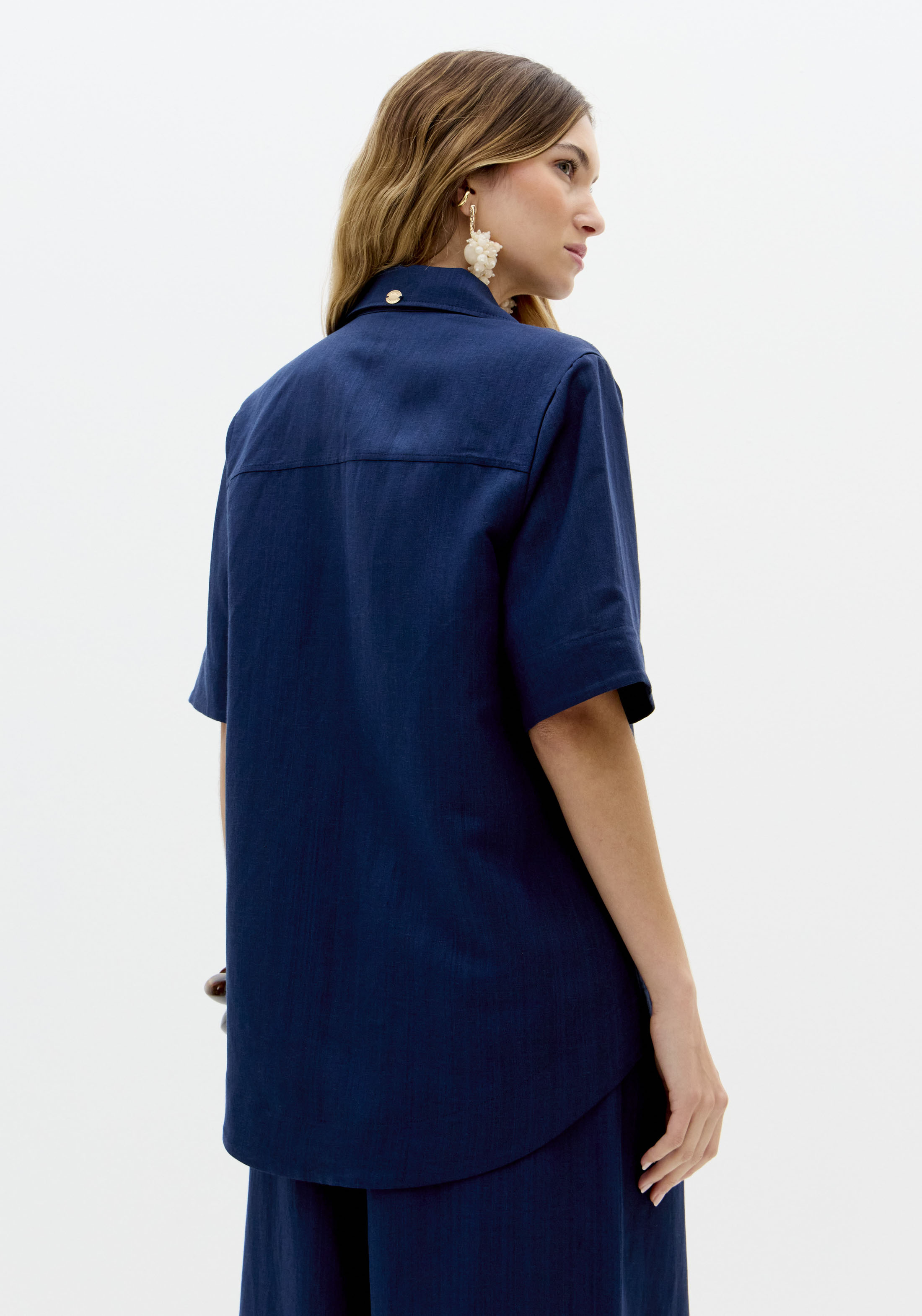 Camisa em Linho Azul Escuro - Lança Perfume 7