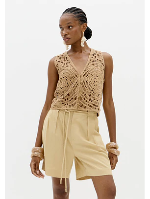 Colete em Crochê Bege - Lança Perfume