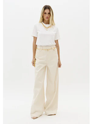 T-shirt com Colar e Pendentes Branco - Lança Perfume