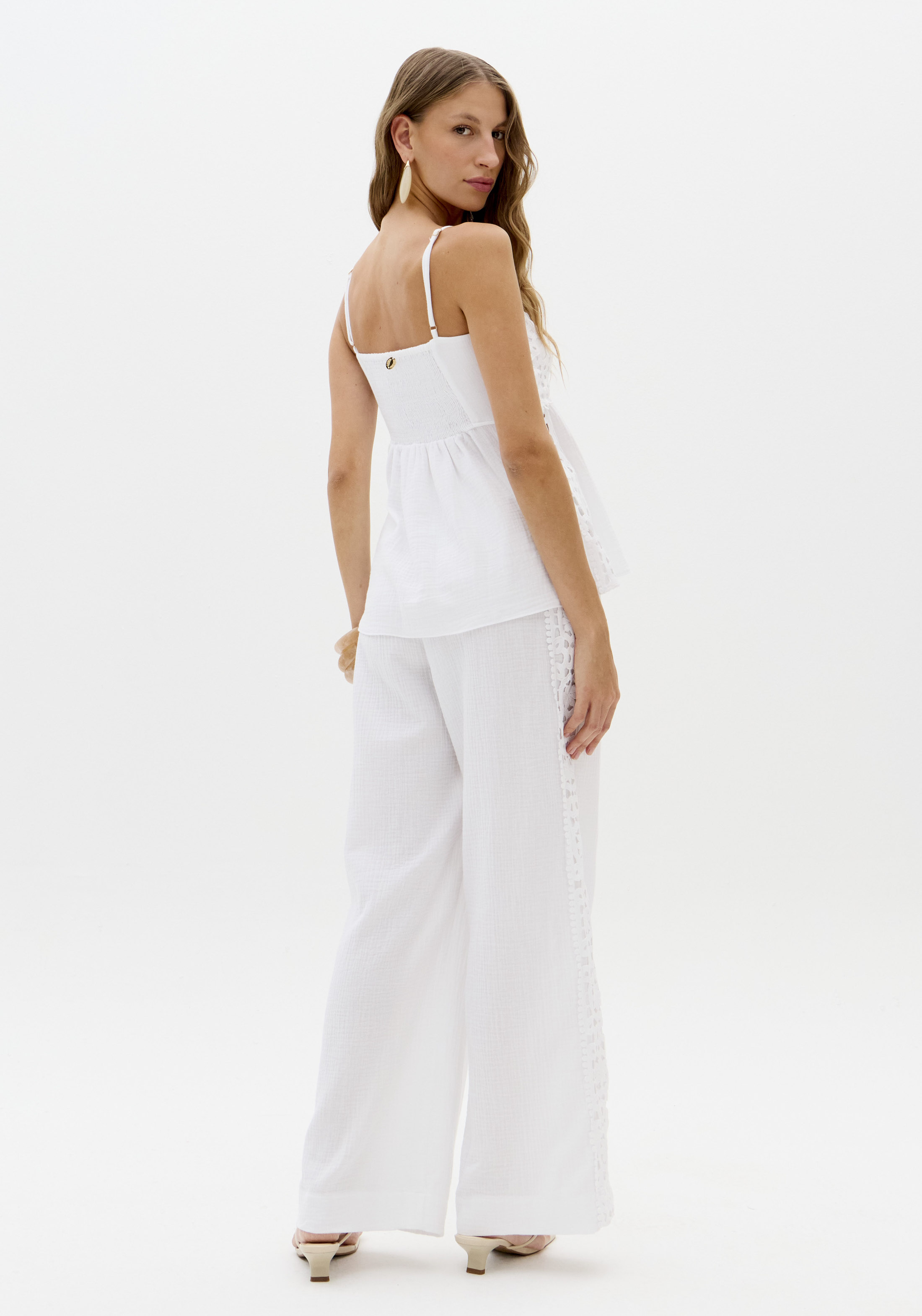 Calças em Algodão e Renda Branco - Lança Perfume  4