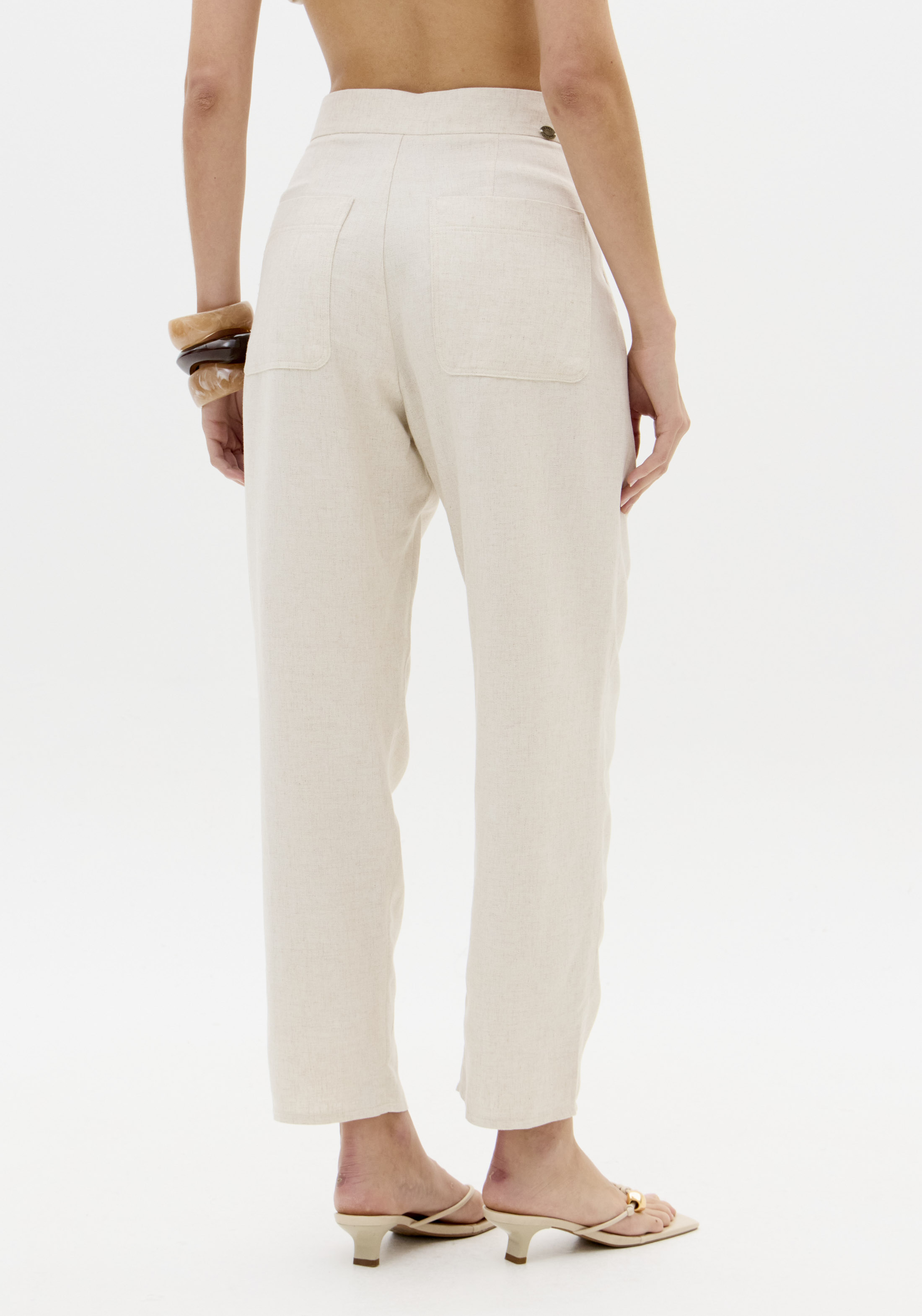 Calças em Linho Bege - Lança Perfume  3