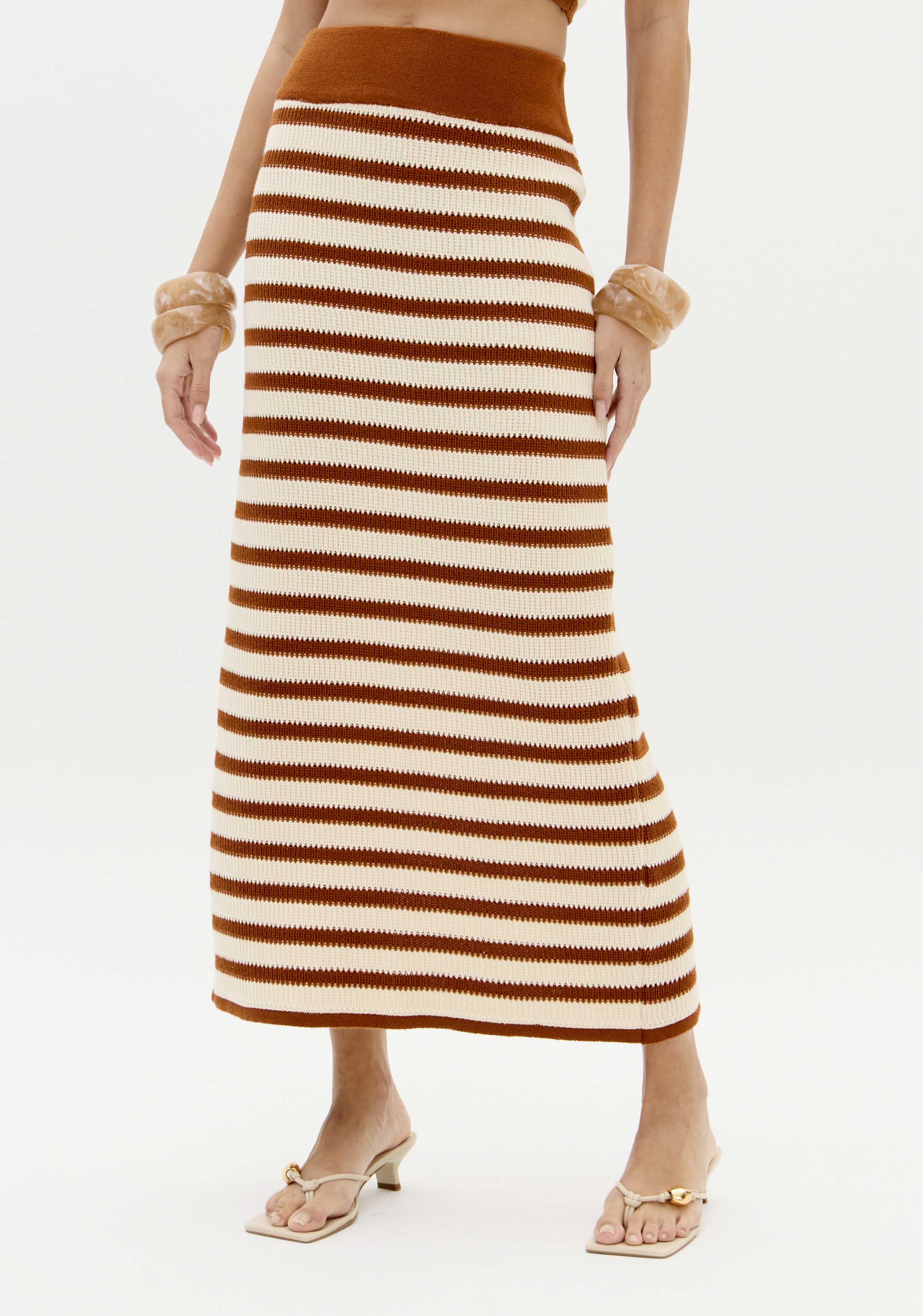 Saia Comprida em Tricô Camel e Bege - Lança Perfume 1