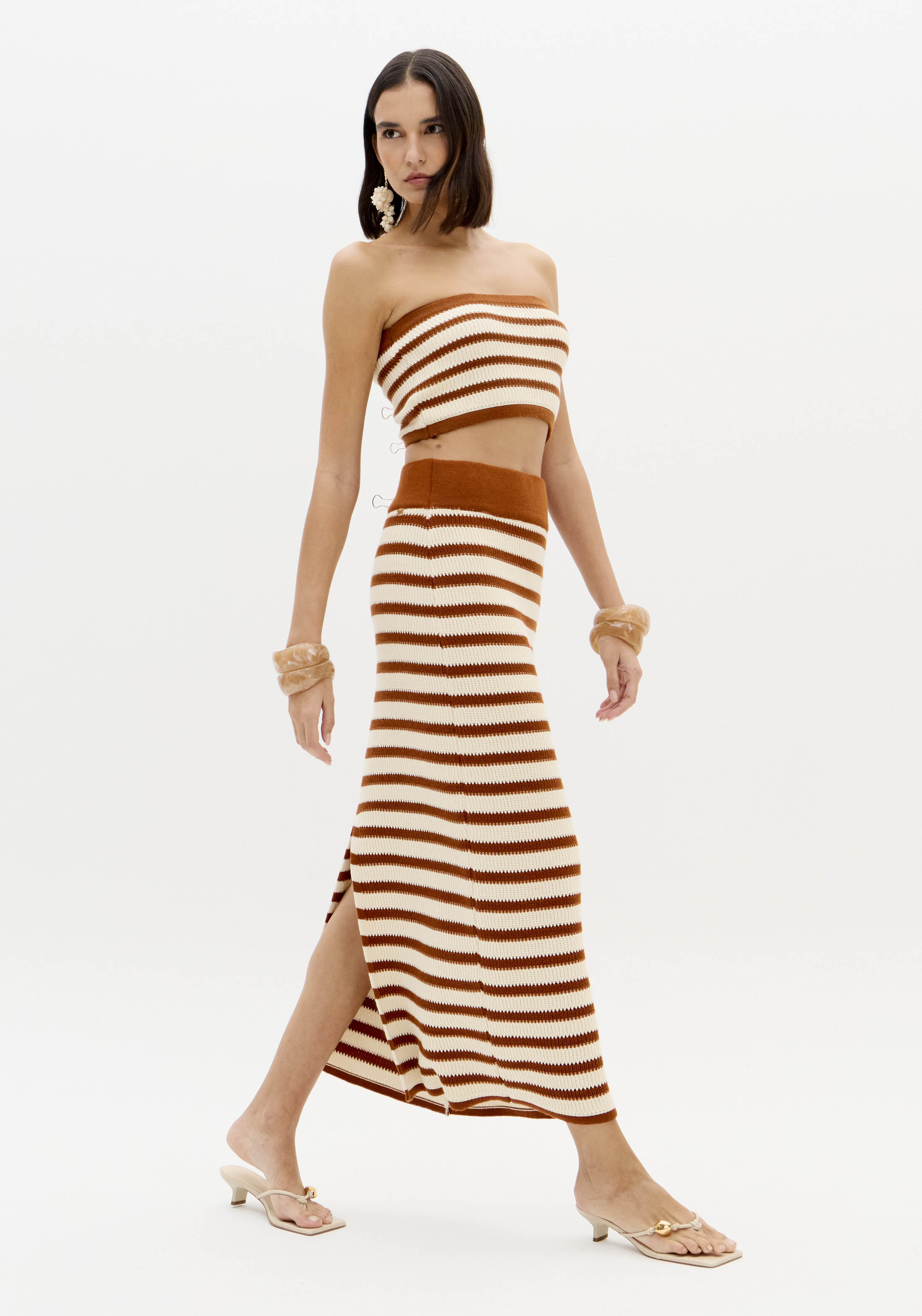 Saia Comprida em Tricô Camel e Bege - Lança Perfume 3