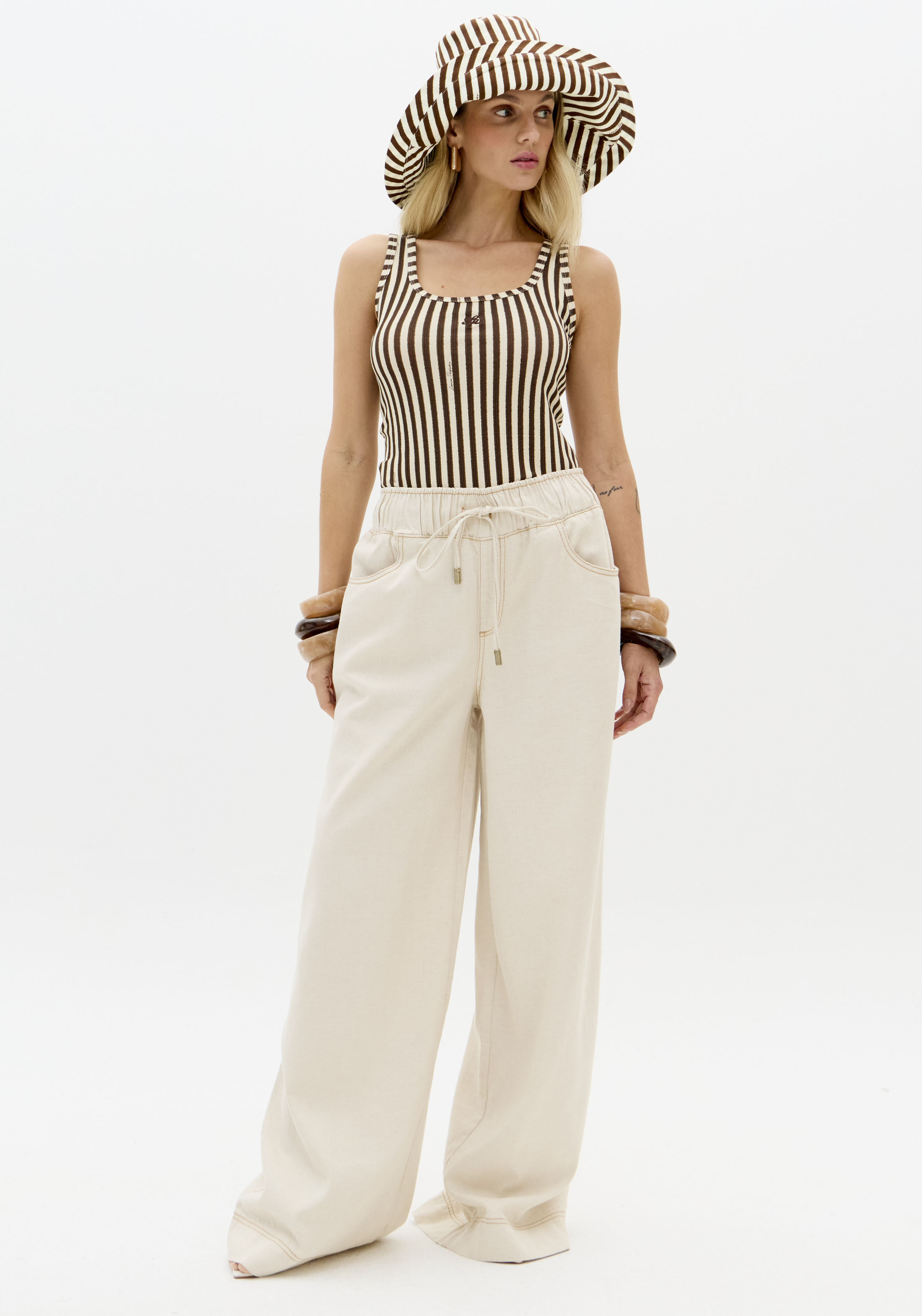 Top de Cavas Riscas Bege e Castanho - Lança Perfume 4