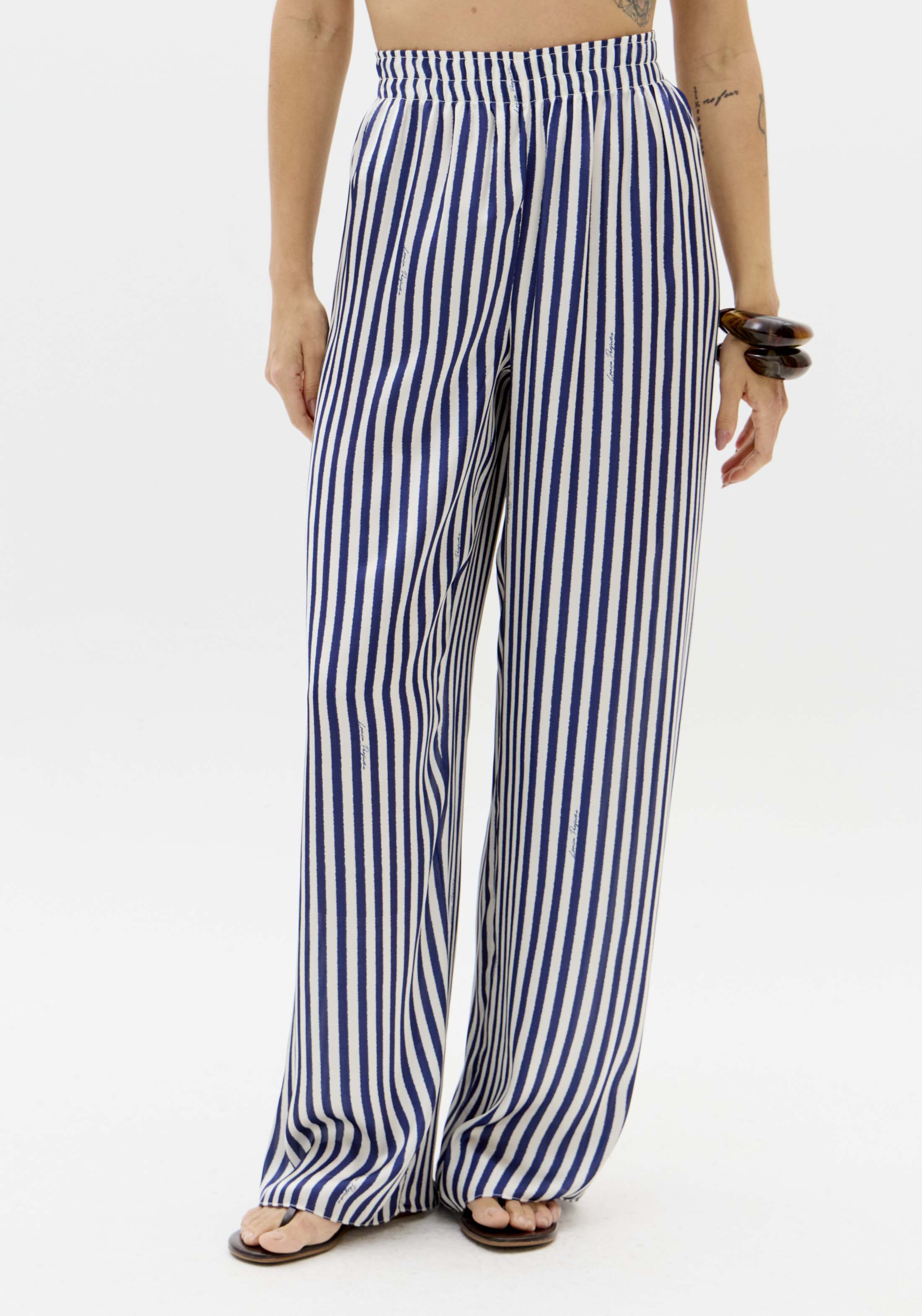 Conjunto Camisa + Calças Riscas Azul e Branco - Lança Perfume 3