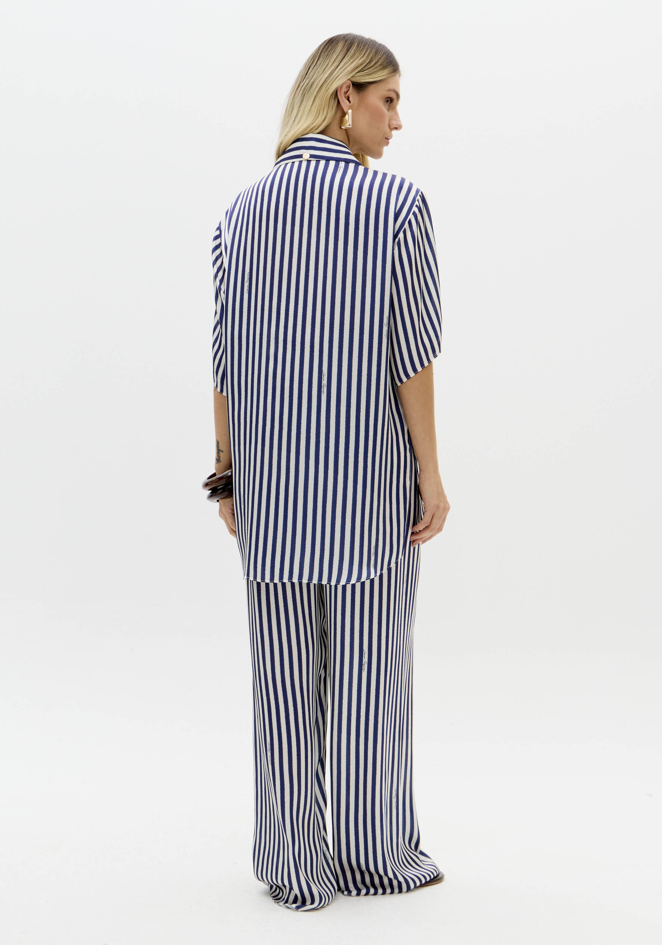 Conjunto Camisa + Calças Riscas Azul e Branco - Lança Perfume 2