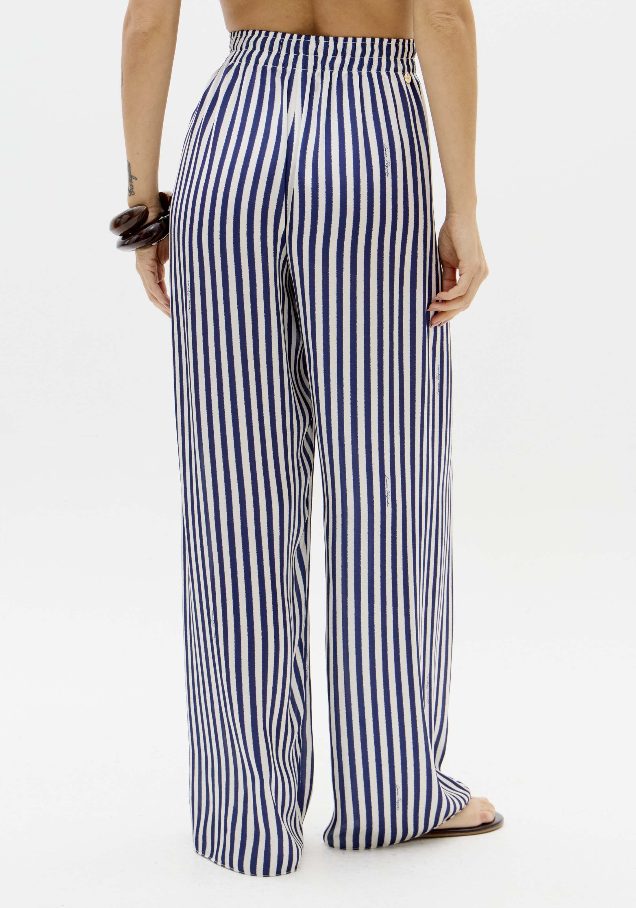 Conjunto Camisa + Calças Riscas Azul e Branco - Lança Perfume 6