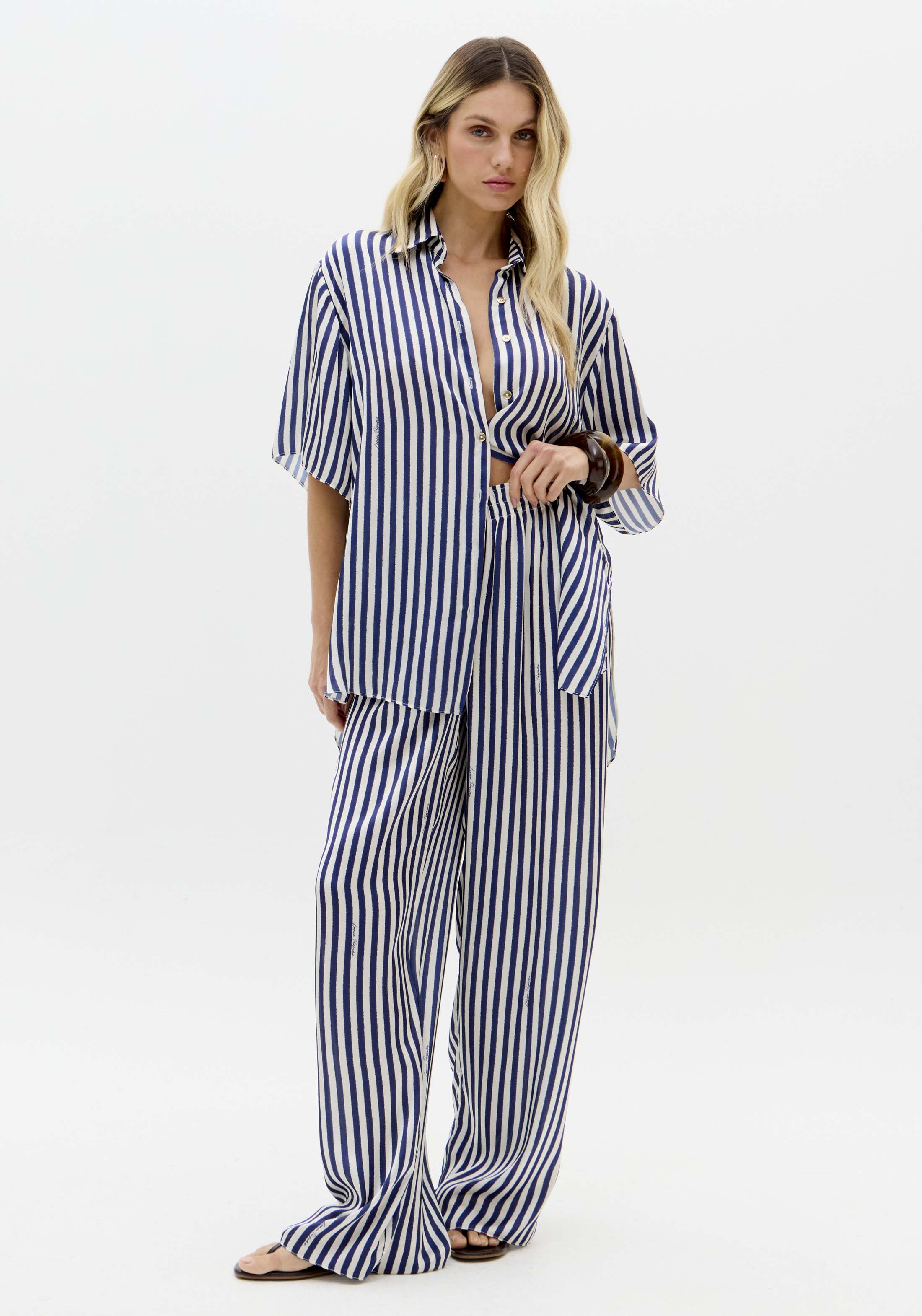 Conjunto Camisa + Calças Riscas Azul e Branco - Lança Perfume 1