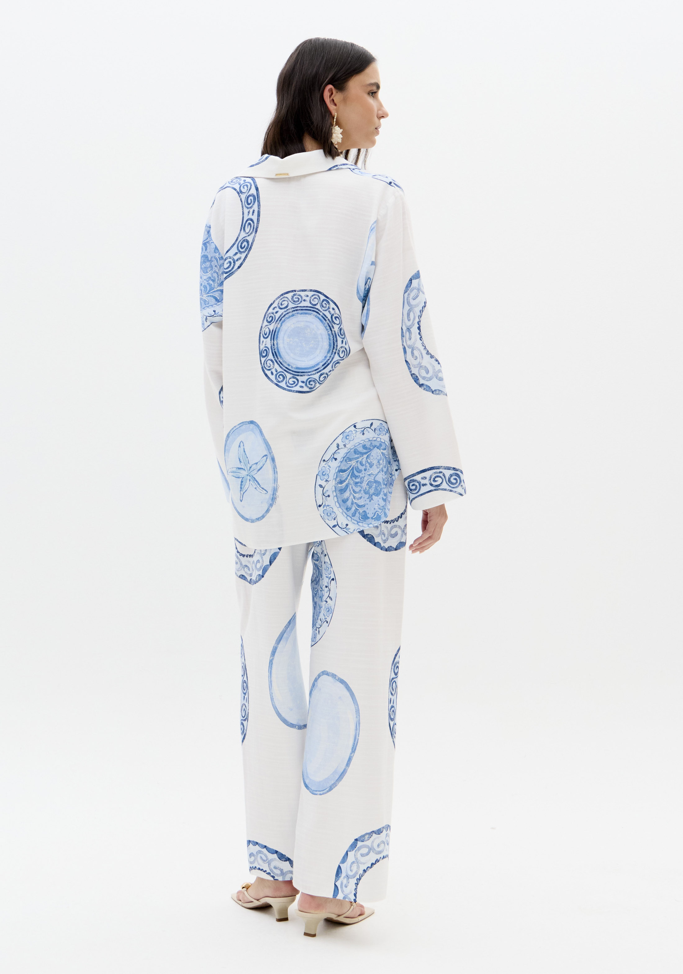 Calças Largas BLUE BREEZE Branco e Azul - Lança Perfume 8