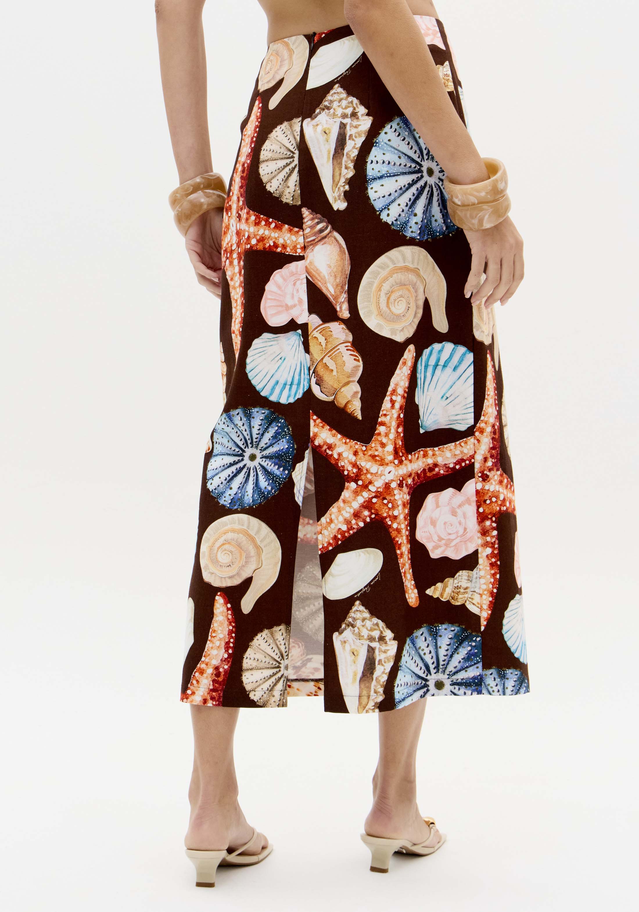 Saia Comprida Conchas SEA SUMMER Castanho - Lança Perfume  5
