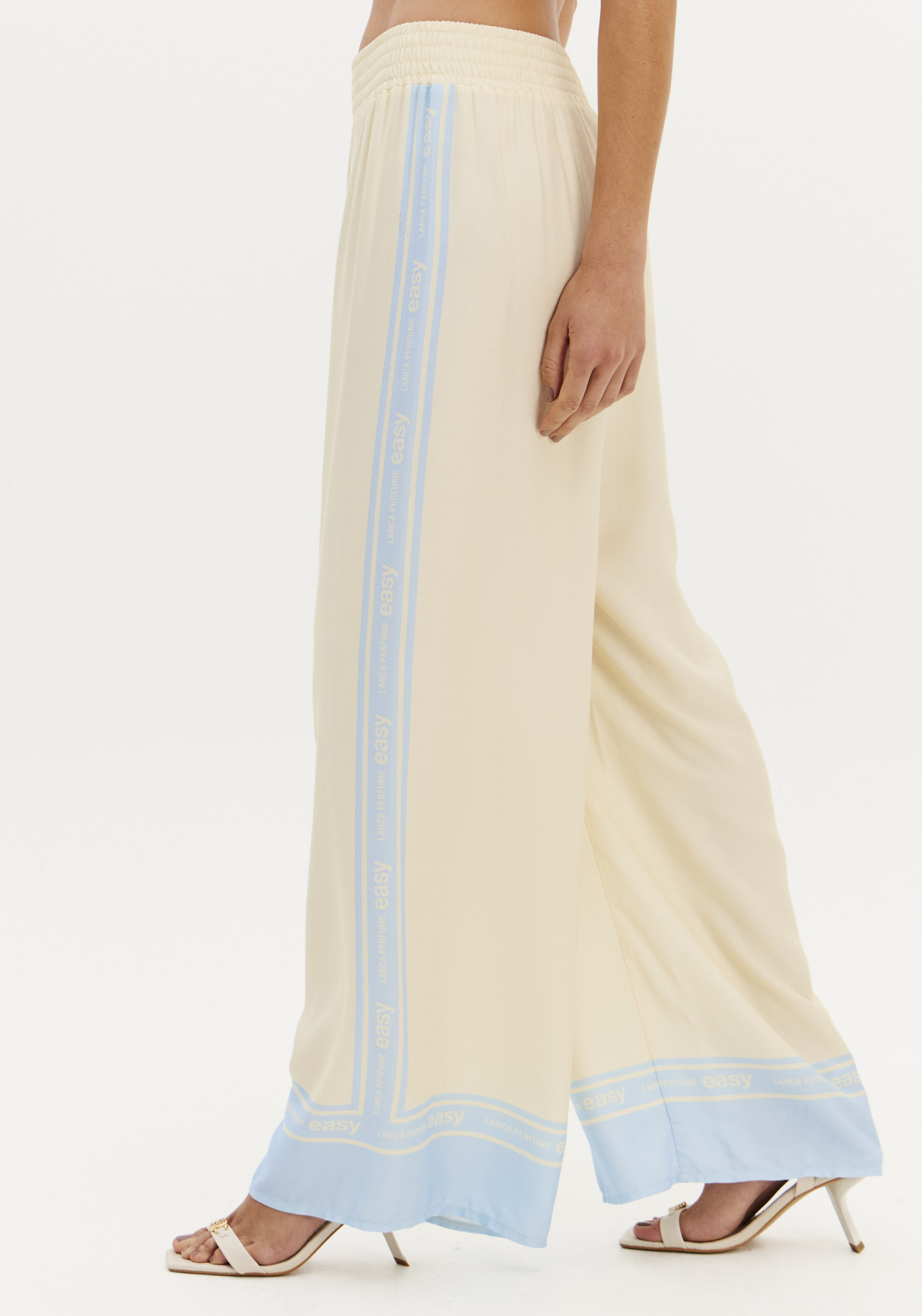 Calças Largas Creme e Azul - Lança Perfume  8