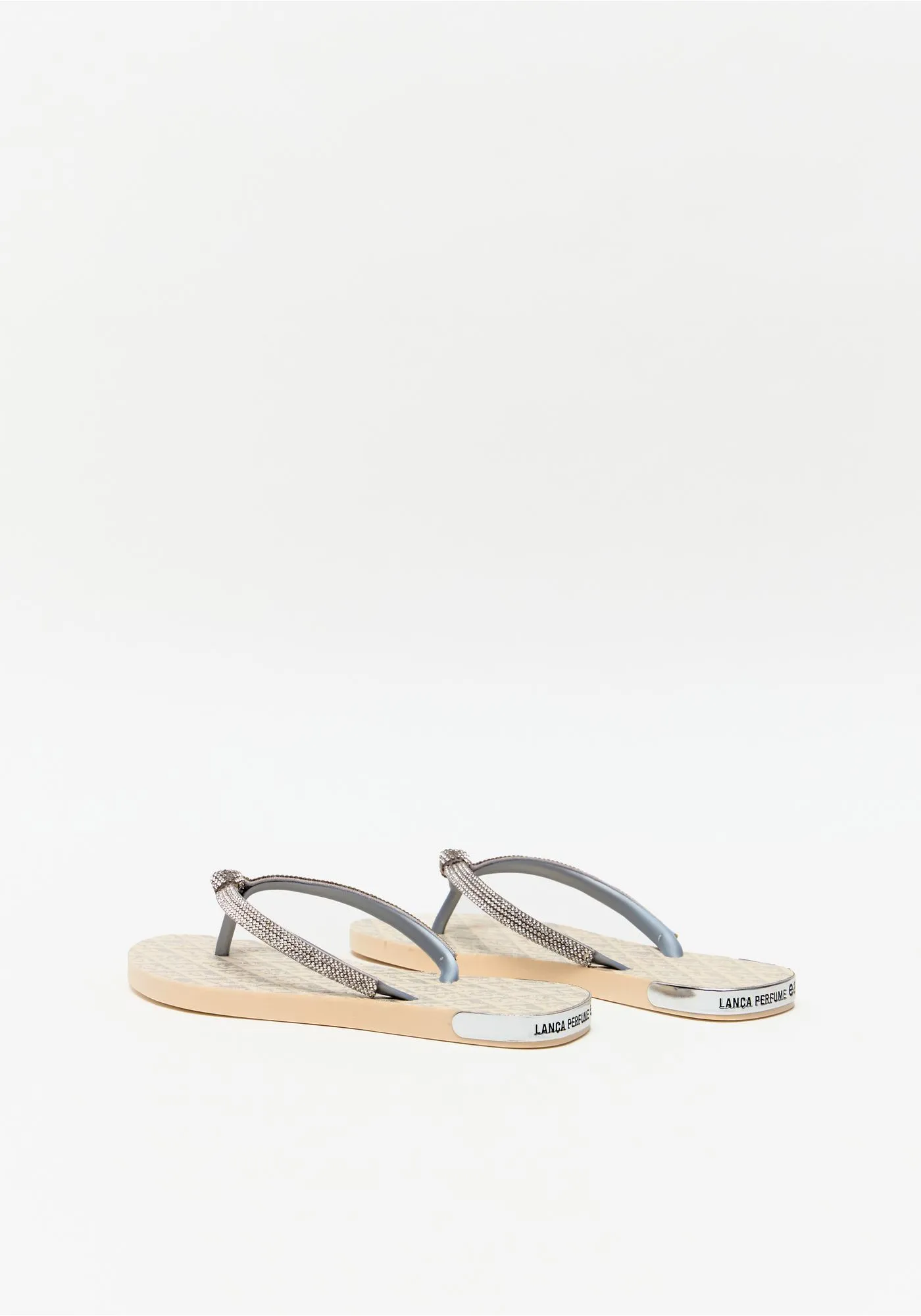 Chinelo Com Strass Prateado - Lança Perfume 2