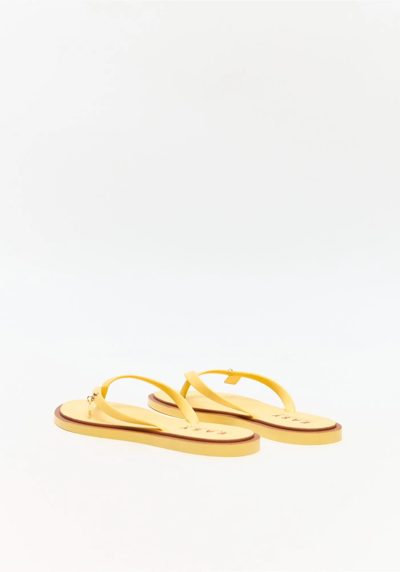 Chinelo em Borracha Amarelo - Lança Perfume 2