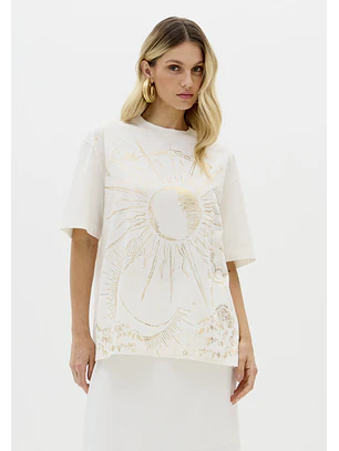 T-shirt Oversize Sol Branco - Lança Perfume 