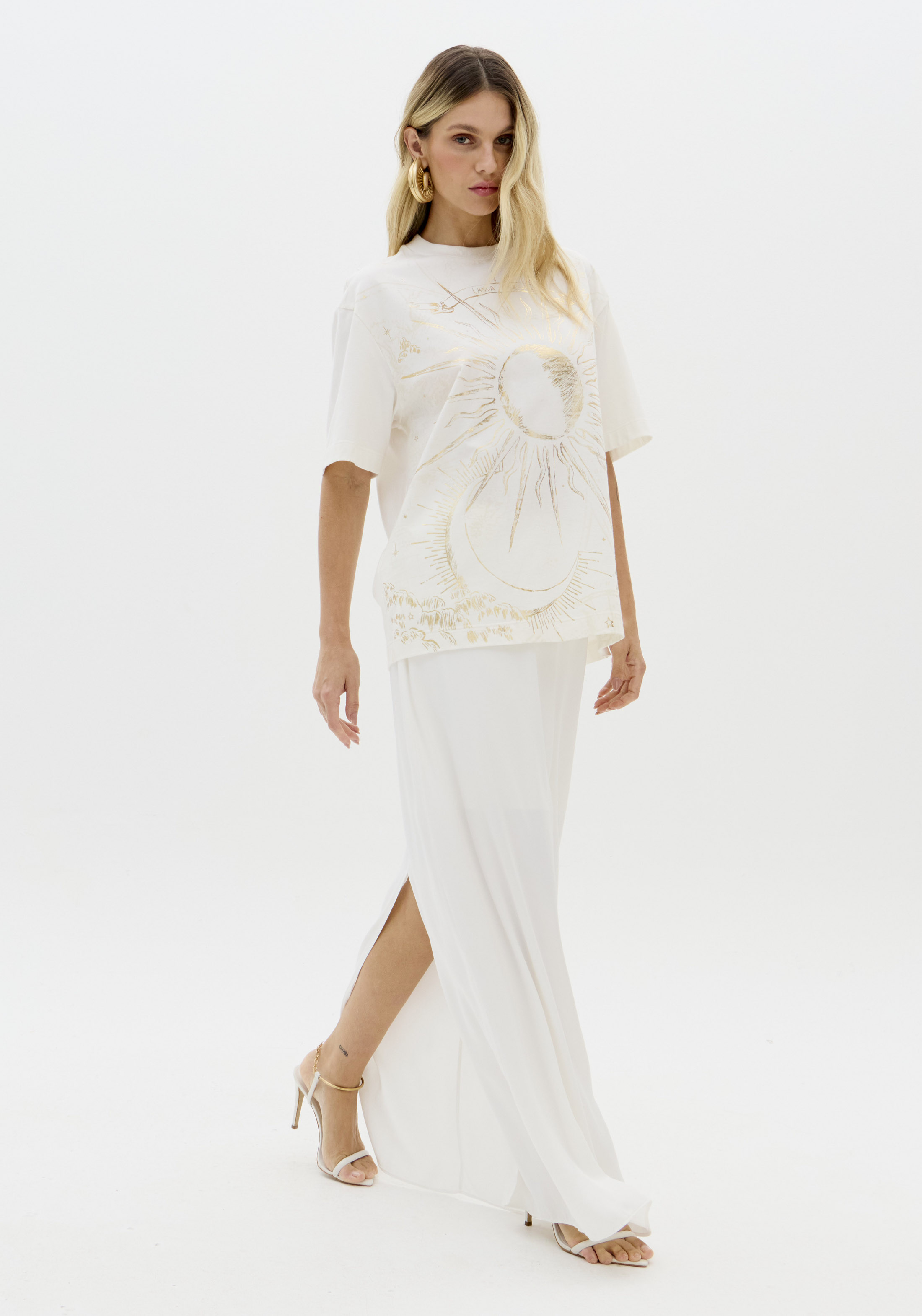 T-shirt Oversize Sol Branco - Lança Perfume  3