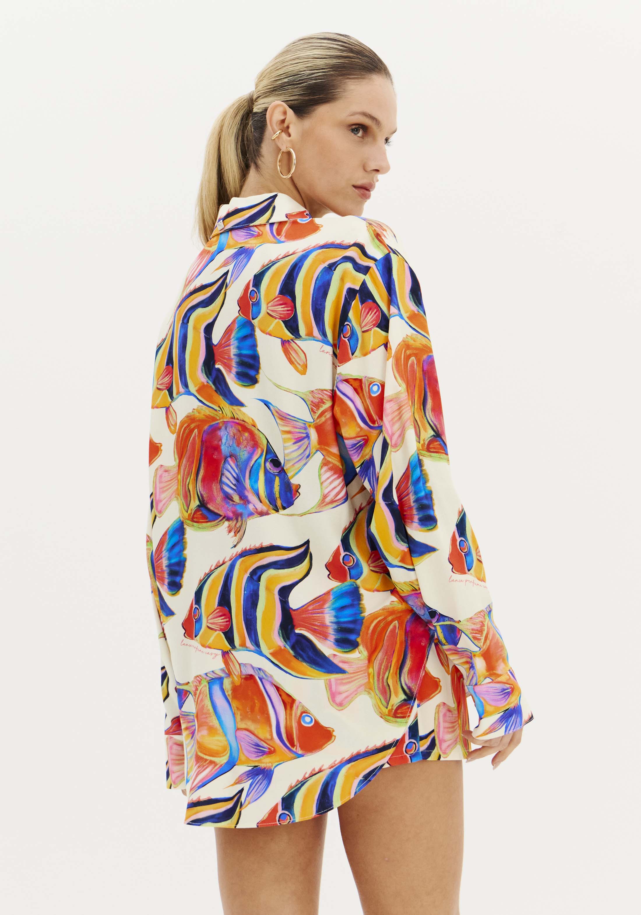 Camisa Solta Peixes OCEANI GLOW Multi - Lança Perfume 2