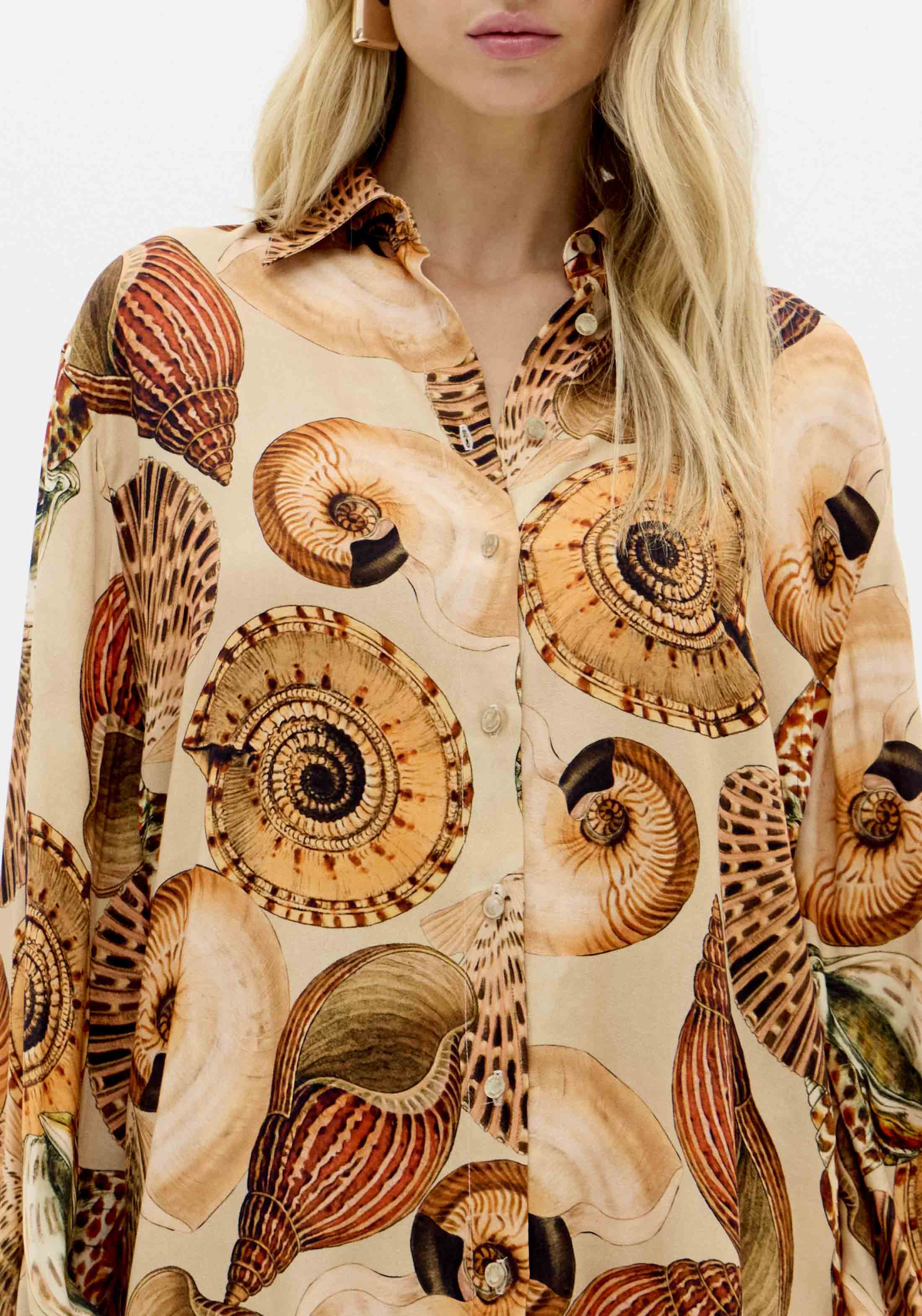 Camisa Estampada SHELLIS Bege - Lança Perfume  3