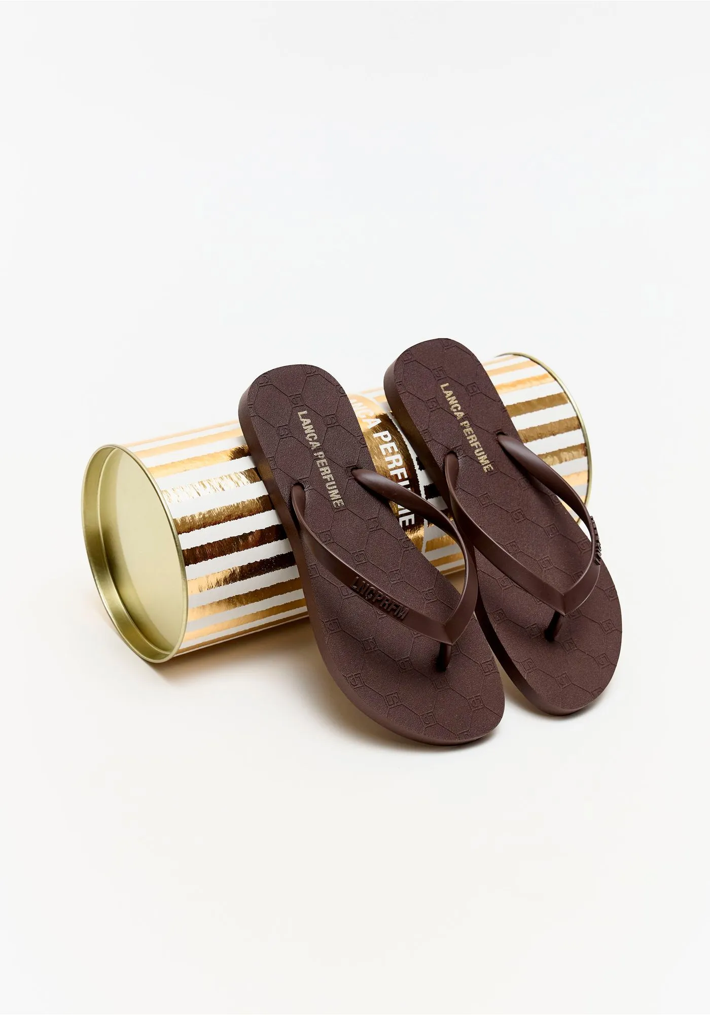 Chinelo Básico Castanho - Lança Perfume  1