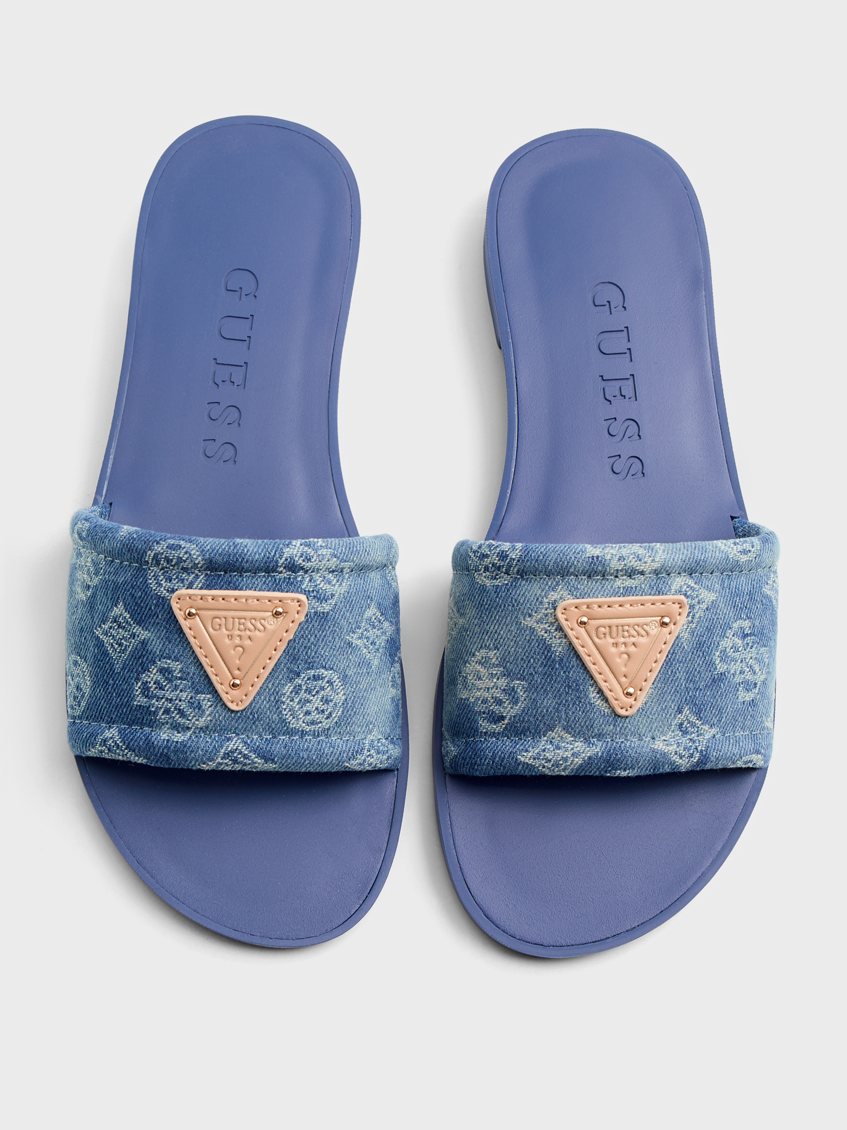 Chinelo Rasteiro ELYSONE Ganga - Guess 5