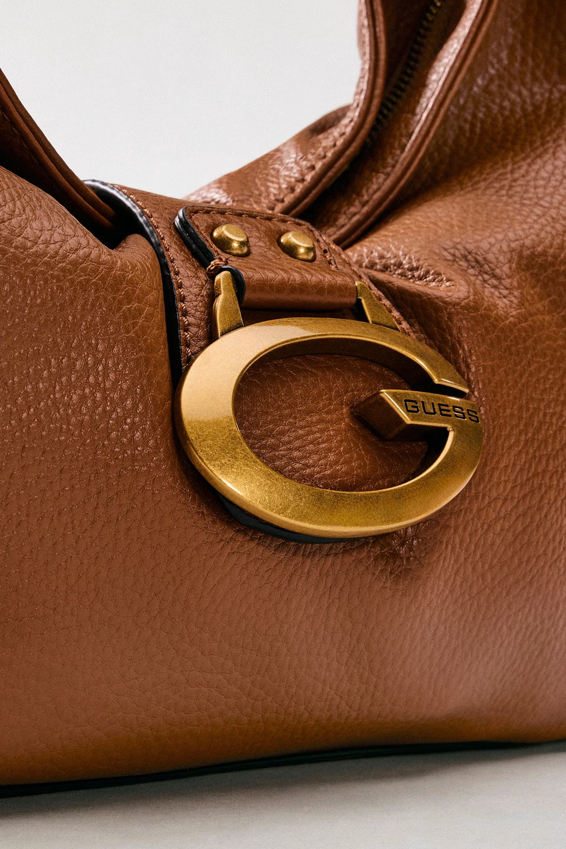 Mala de Ombro CAMDEN Camel - Guess  6