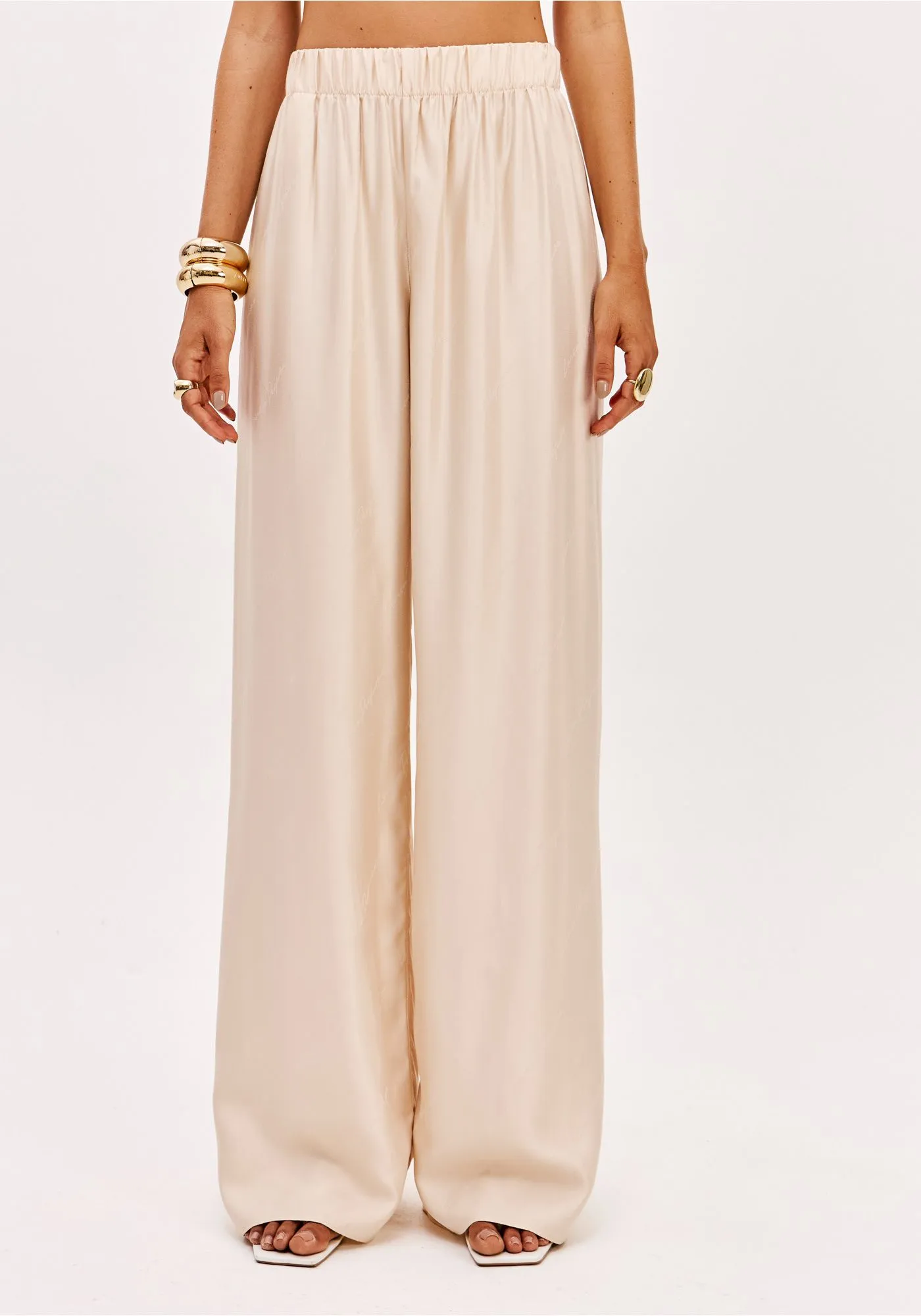 Calças Largas Creme Nude - Lança Perfume 1