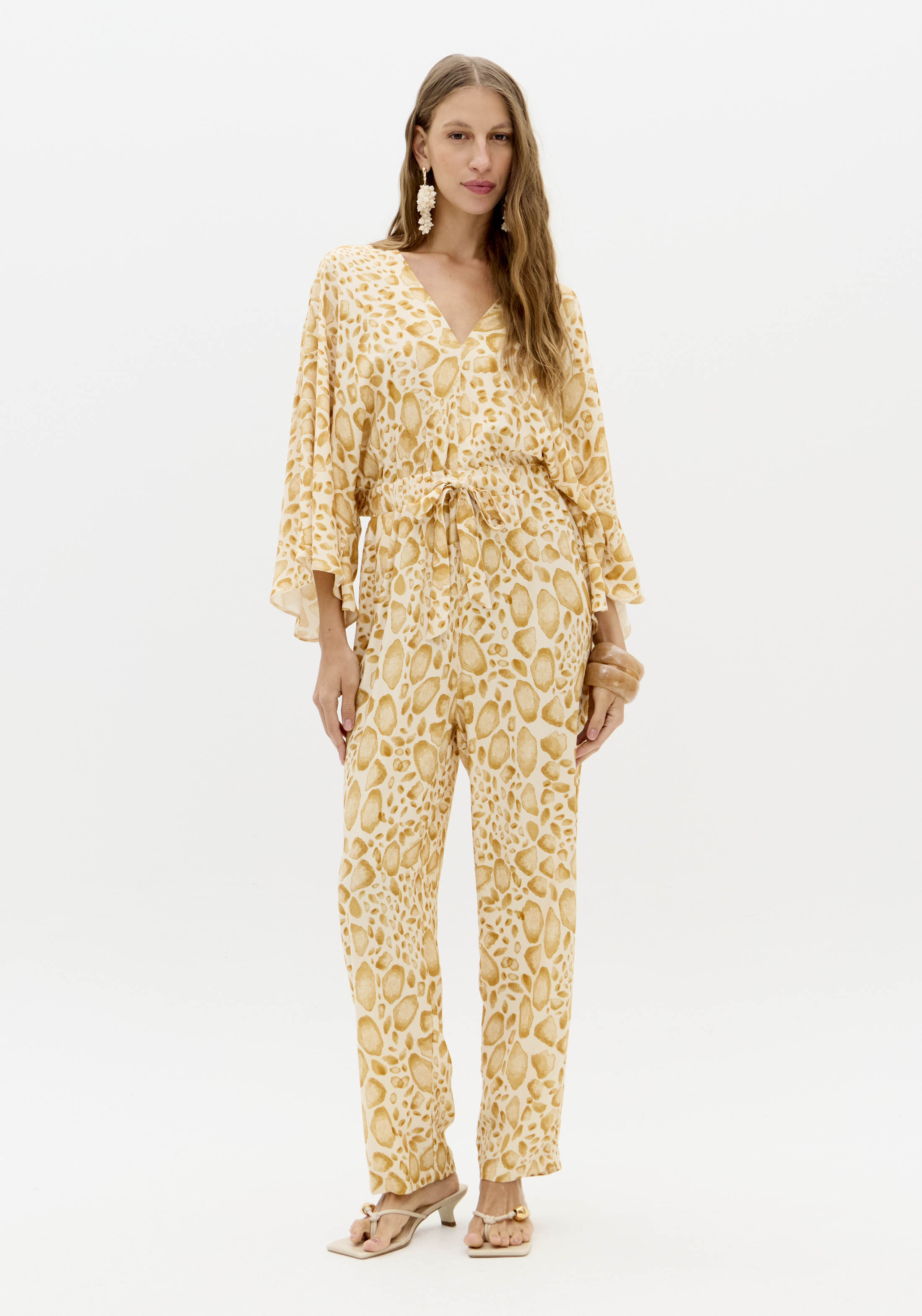 Macacão TURTLE Bege - Lança Perfume  1