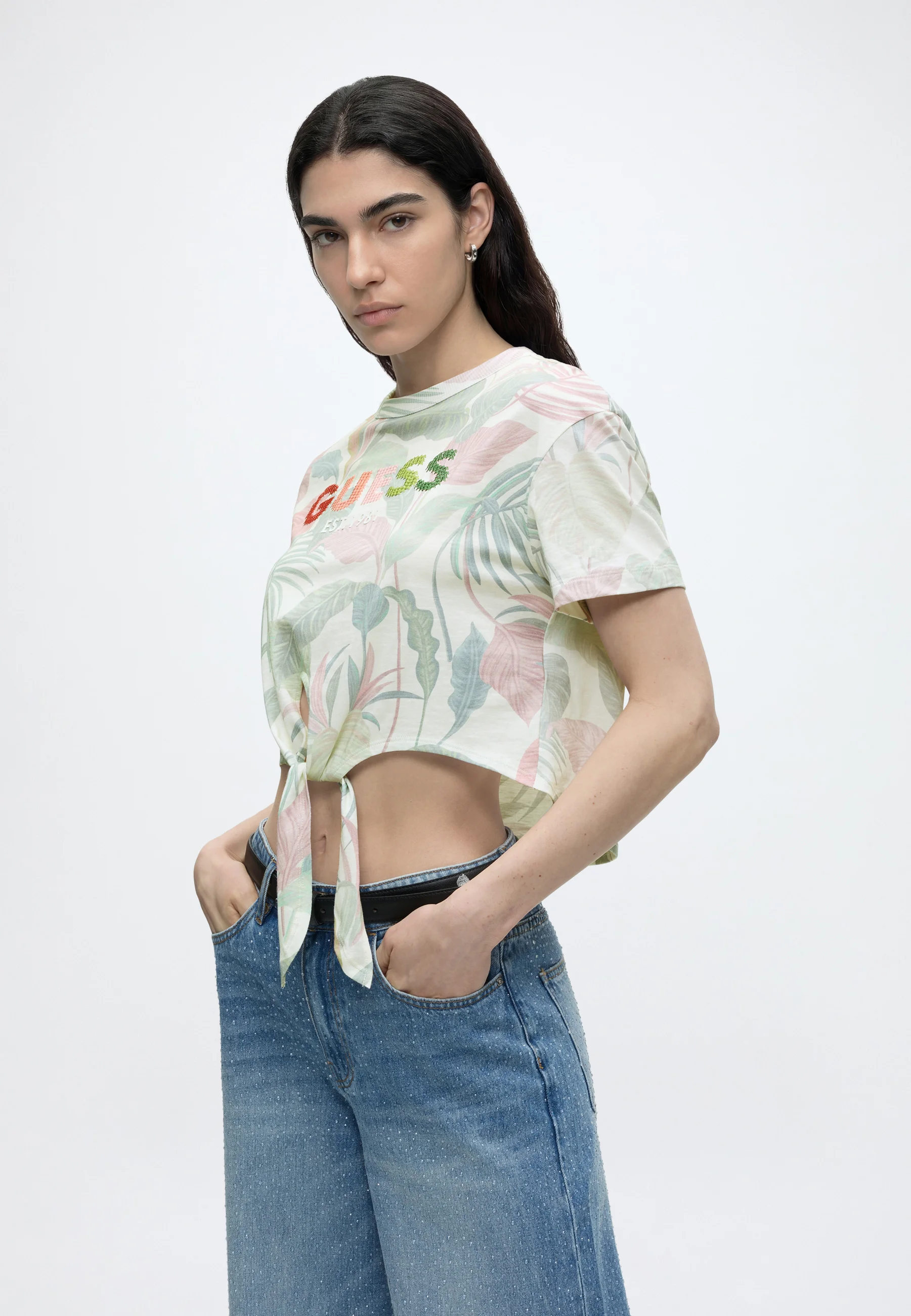 T-shirt com Nó Jungle Verde - Guess  5