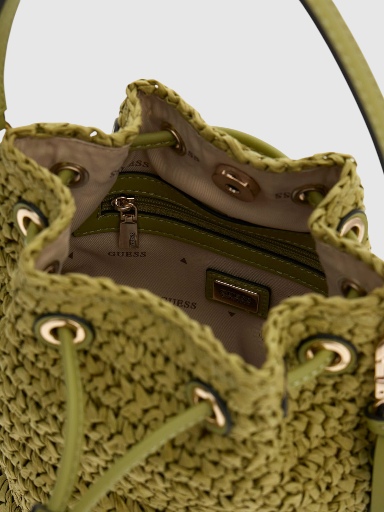 Mala Bucket OFELIA em Ráfia Verde - Guess   3