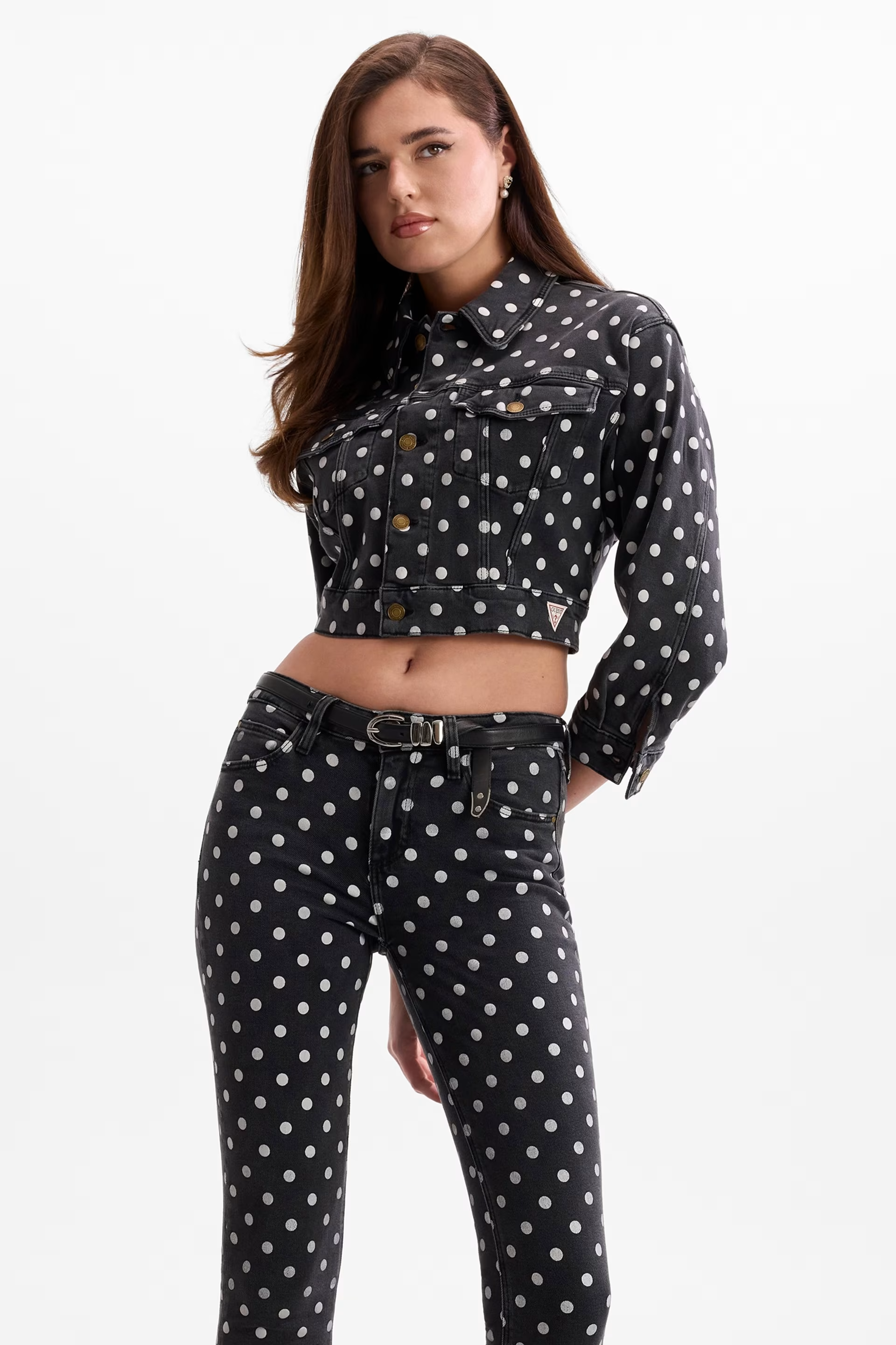 Casaco 𝗠𝗔𝗥𝗜𝗟𝗬𝗡 𝗠𝗢𝗡𝗥𝗢𝗘 Bolinhas Preto e Branco - Guess 2