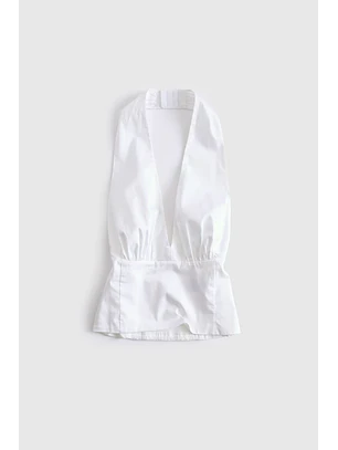 Top Decotado 𝗠𝗔𝗥𝗜𝗟𝗬𝗡 𝗠𝗢𝗡𝗥𝗢𝗘 Branco - Guess 